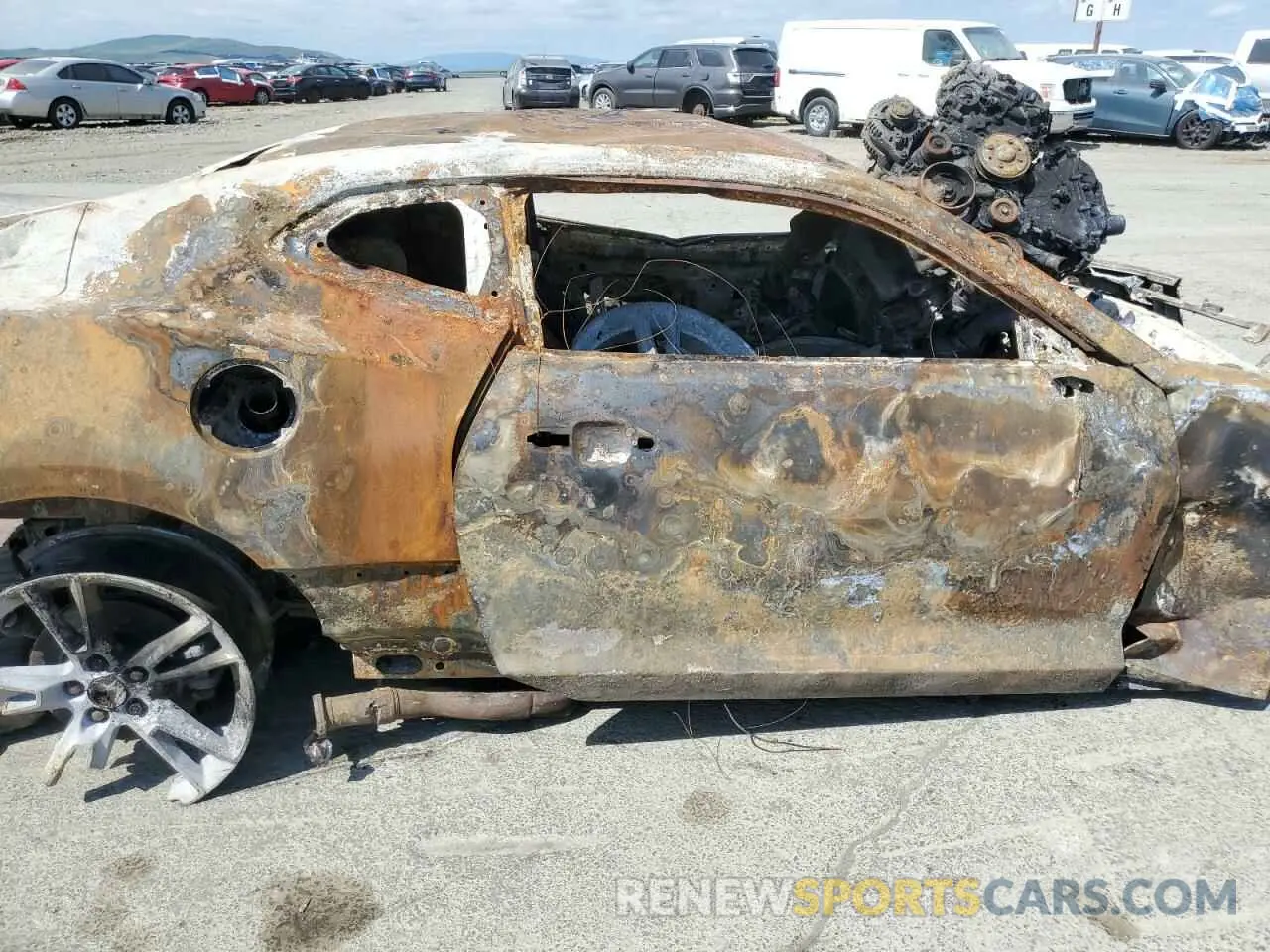 10 fotografías del automóvil dañado 1G1FB1RS6K0118046 CHEVROLET CAMARO 2019