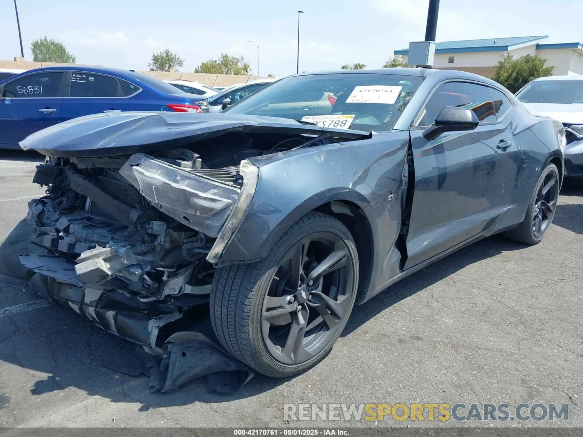 2 fotografías del automóvil dañado 1G1FB1RS6K0143738 CHEVROLET CAMARO 2019