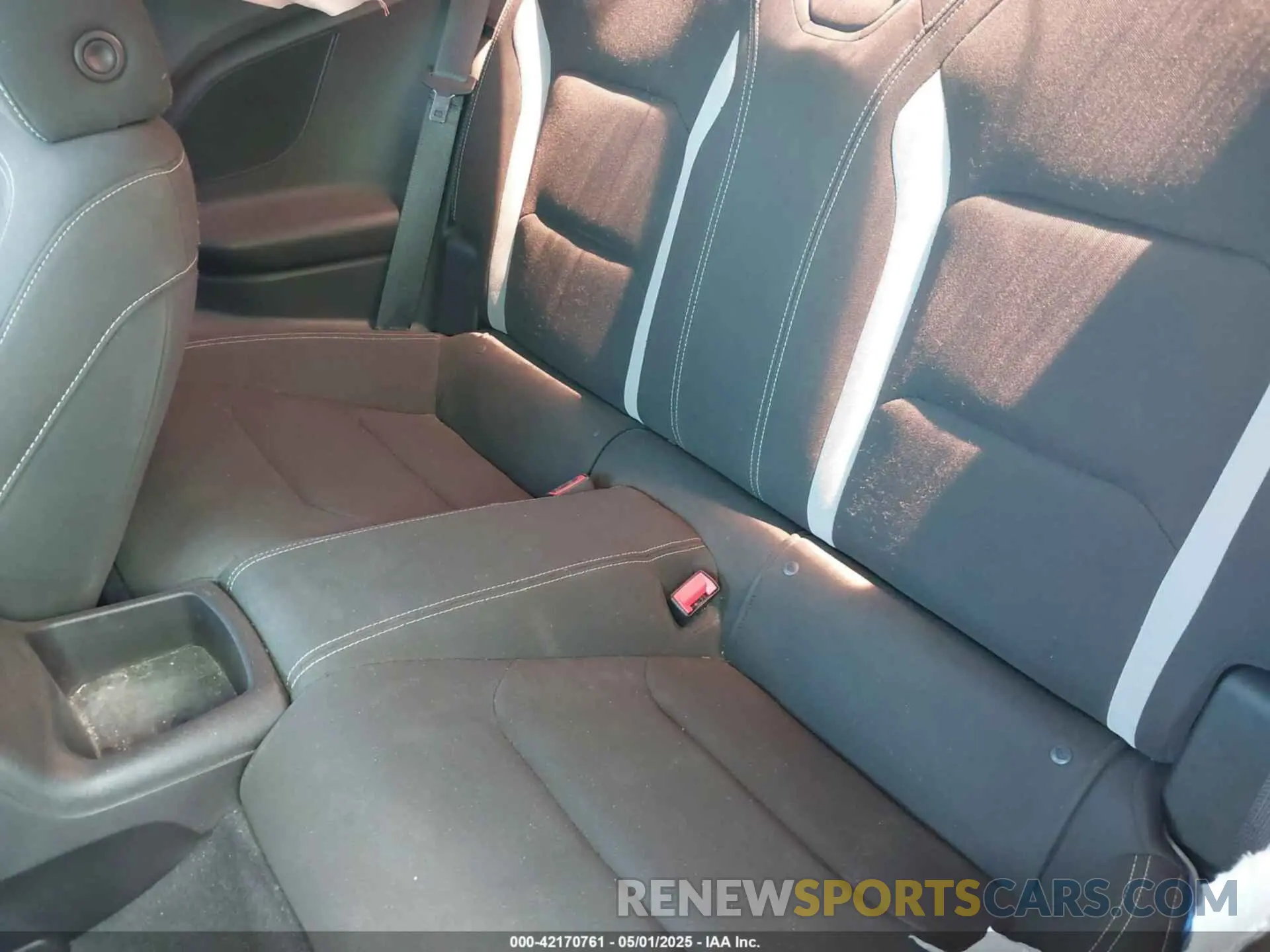 8 fotografías del automóvil dañado 1G1FB1RS6K0143738 CHEVROLET CAMARO 2019