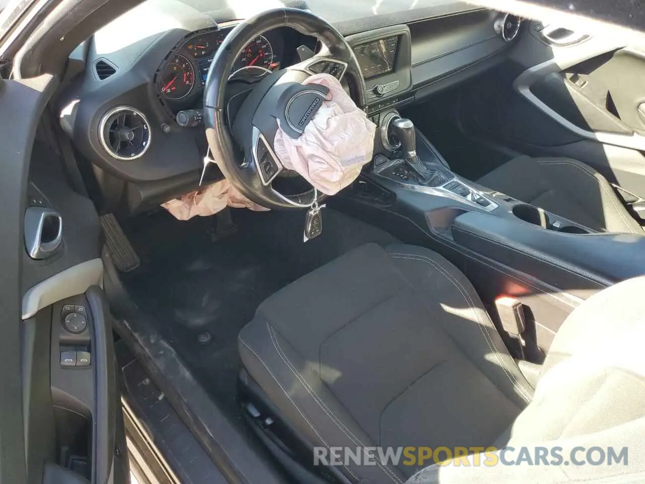8 fotografías del automóvil dañado 1G1FB1RS9K0150960 CHEVROLET CAMARO 2019
