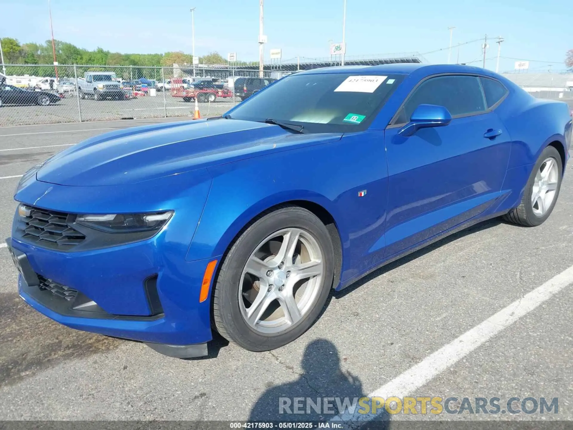 2 fotografías del automóvil dañado 1G1FB1RX0K0113565 CHEVROLET CAMARO 2019