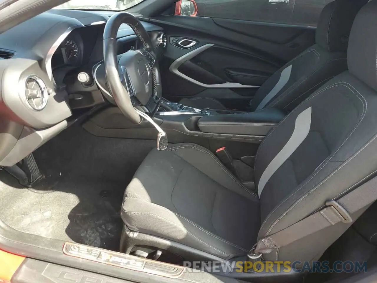 7 fotografías del automóvil dañado 1G1FB1RX1K0148244 CHEVROLET CAMARO 2019