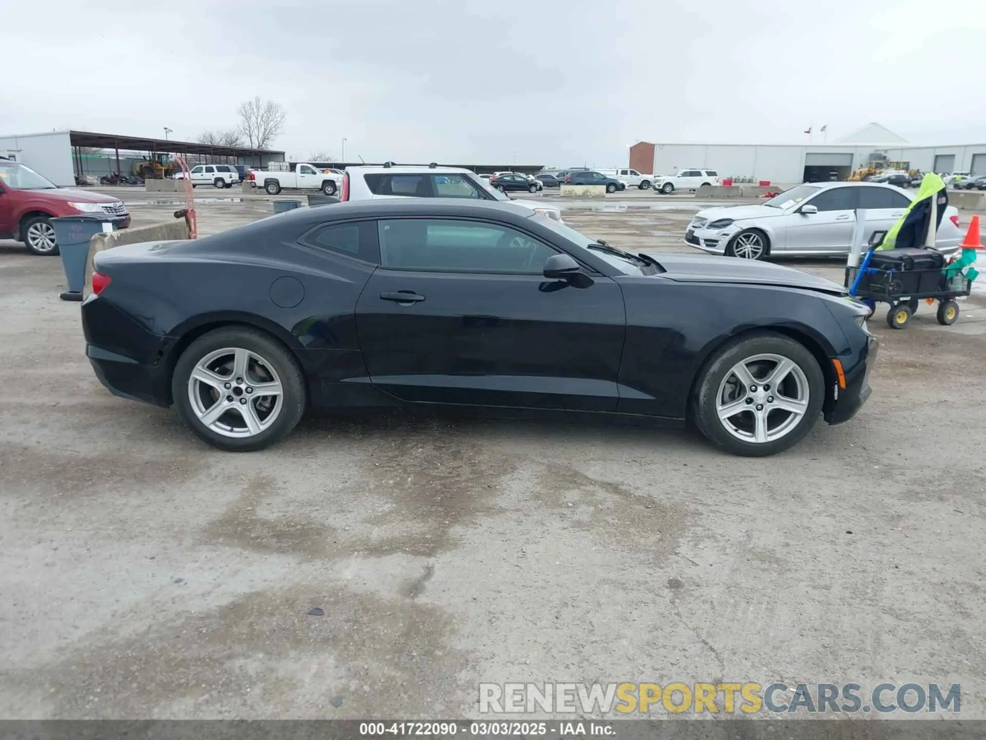 13 fotografías del automóvil dañado 1G1FB1RX5K0119622 CHEVROLET CAMARO 2019