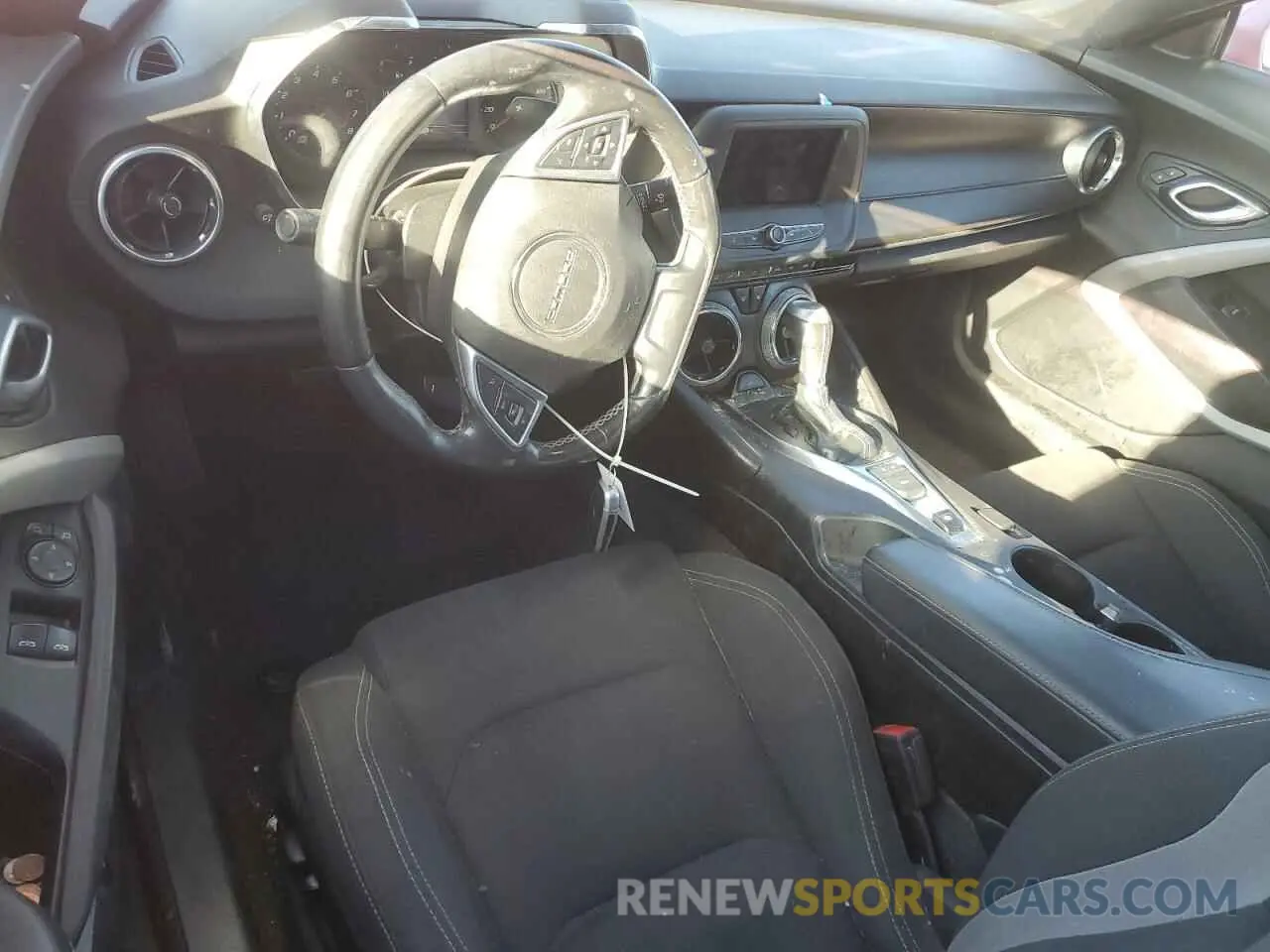 8 fotografías del automóvil dañado 1G1FB1RX5K0135058 CHEVROLET CAMARO 2019