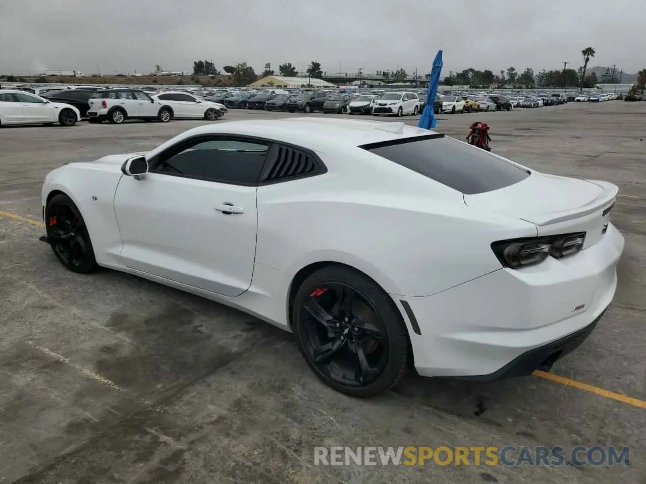 2 fotografías del automóvil dañado 1G1FB1RX6K0122447 CHEVROLET CAMARO 2019