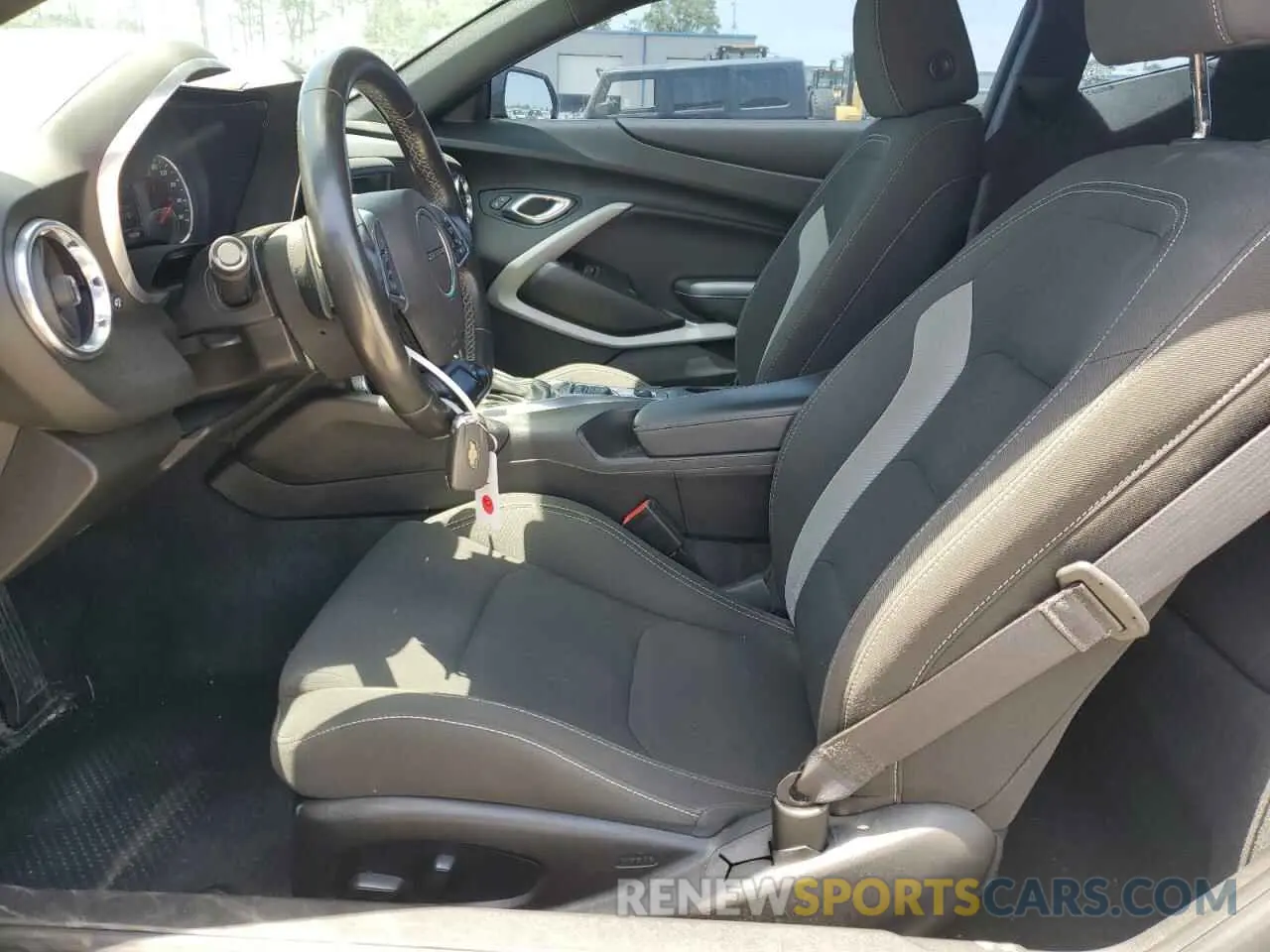 7 fotografías del automóvil dañado 1G1FB1RXXK0120992 CHEVROLET CAMARO 2019