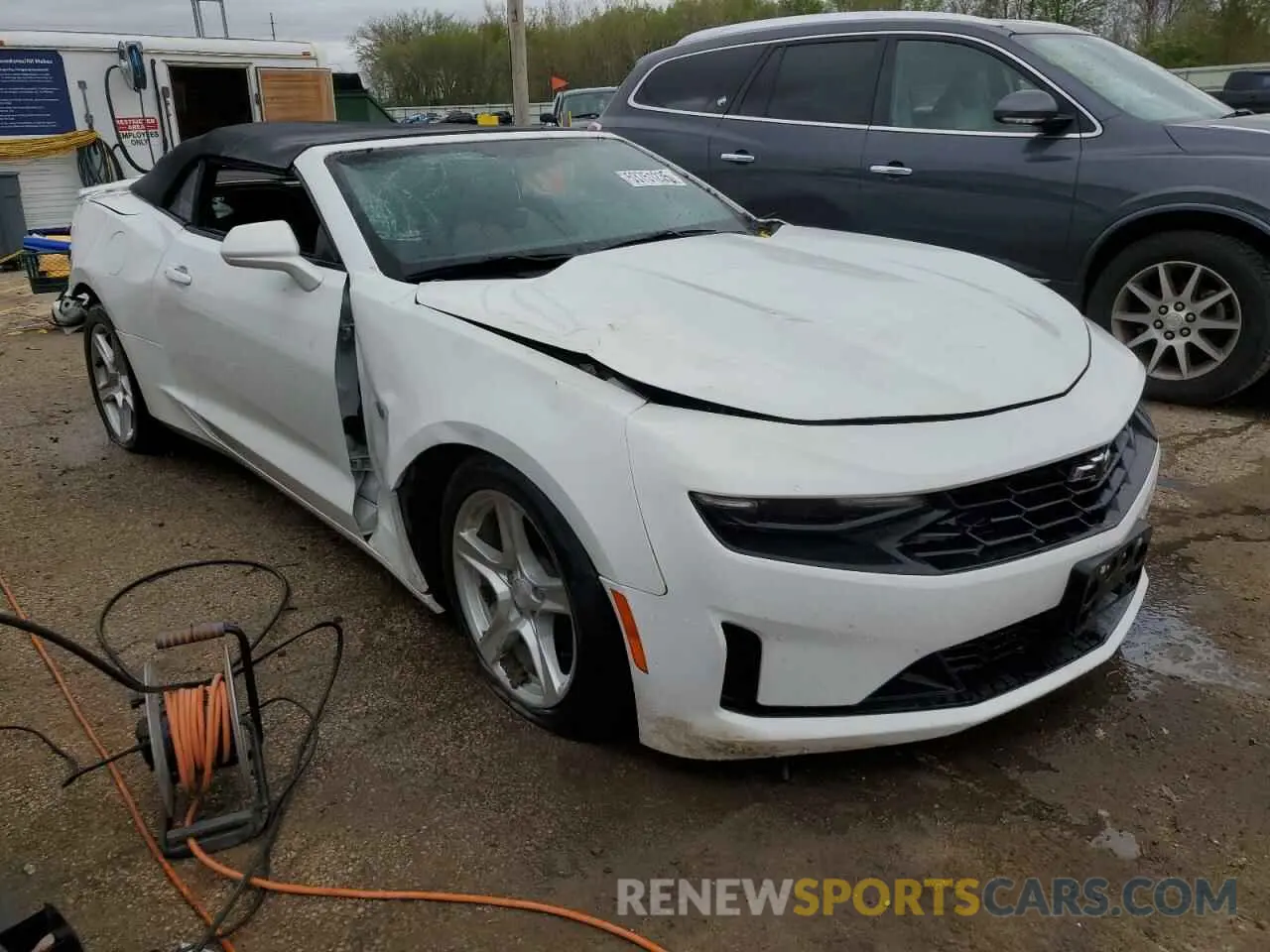 4 fotografías del automóvil dañado 1G1FB3DS0K0117445 CHEVROLET CAMARO 2019