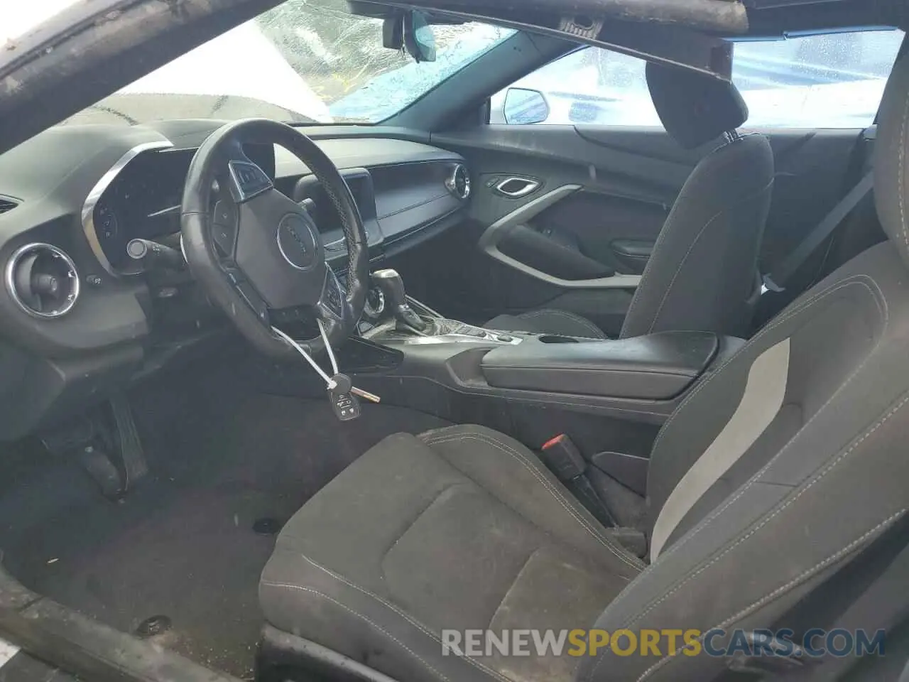 7 fotografías del automóvil dañado 1G1FB3DS0K0117445 CHEVROLET CAMARO 2019