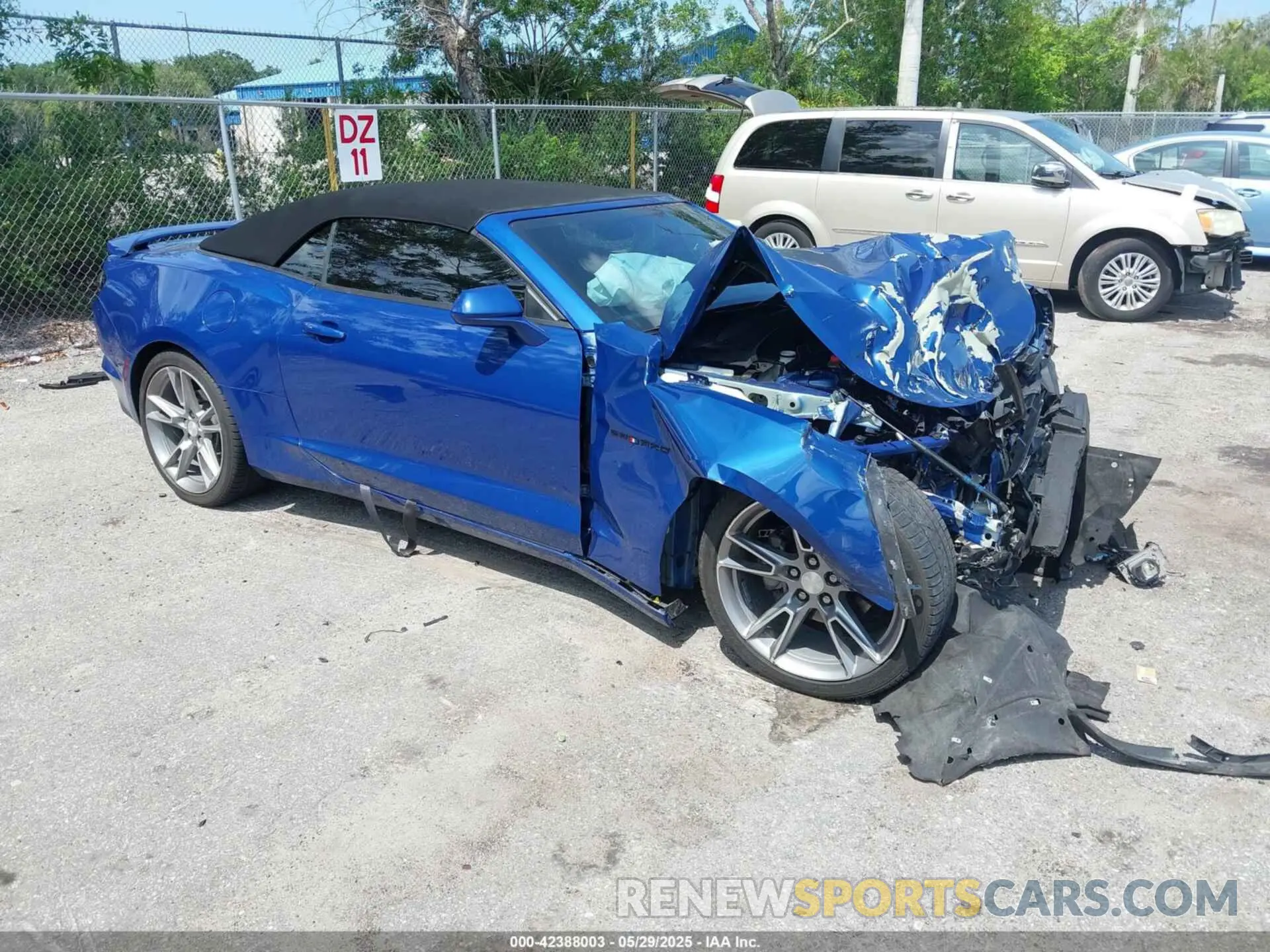 1 fotografías del automóvil dañado 1G1FB3DS1K0156383 CHEVROLET CAMARO 2019