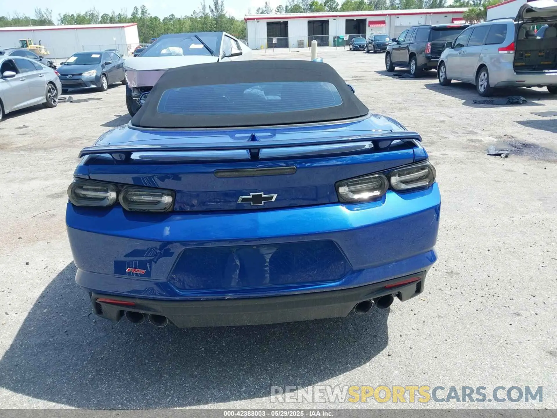 16 fotografías del automóvil dañado 1G1FB3DS1K0156383 CHEVROLET CAMARO 2019