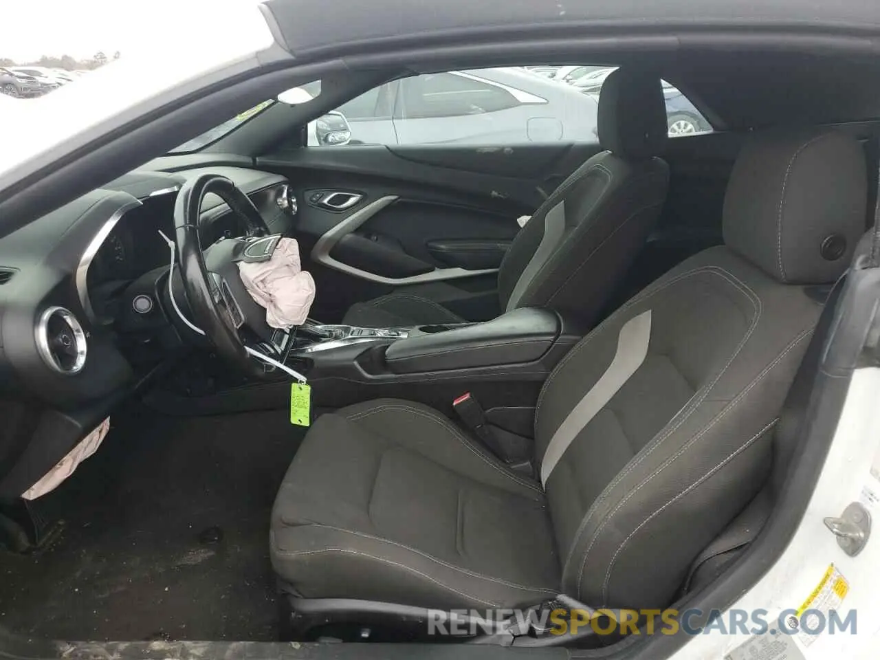 7 fotografías del automóvil dañado 1G1FB3DS6K0137151 CHEVROLET CAMARO 2019