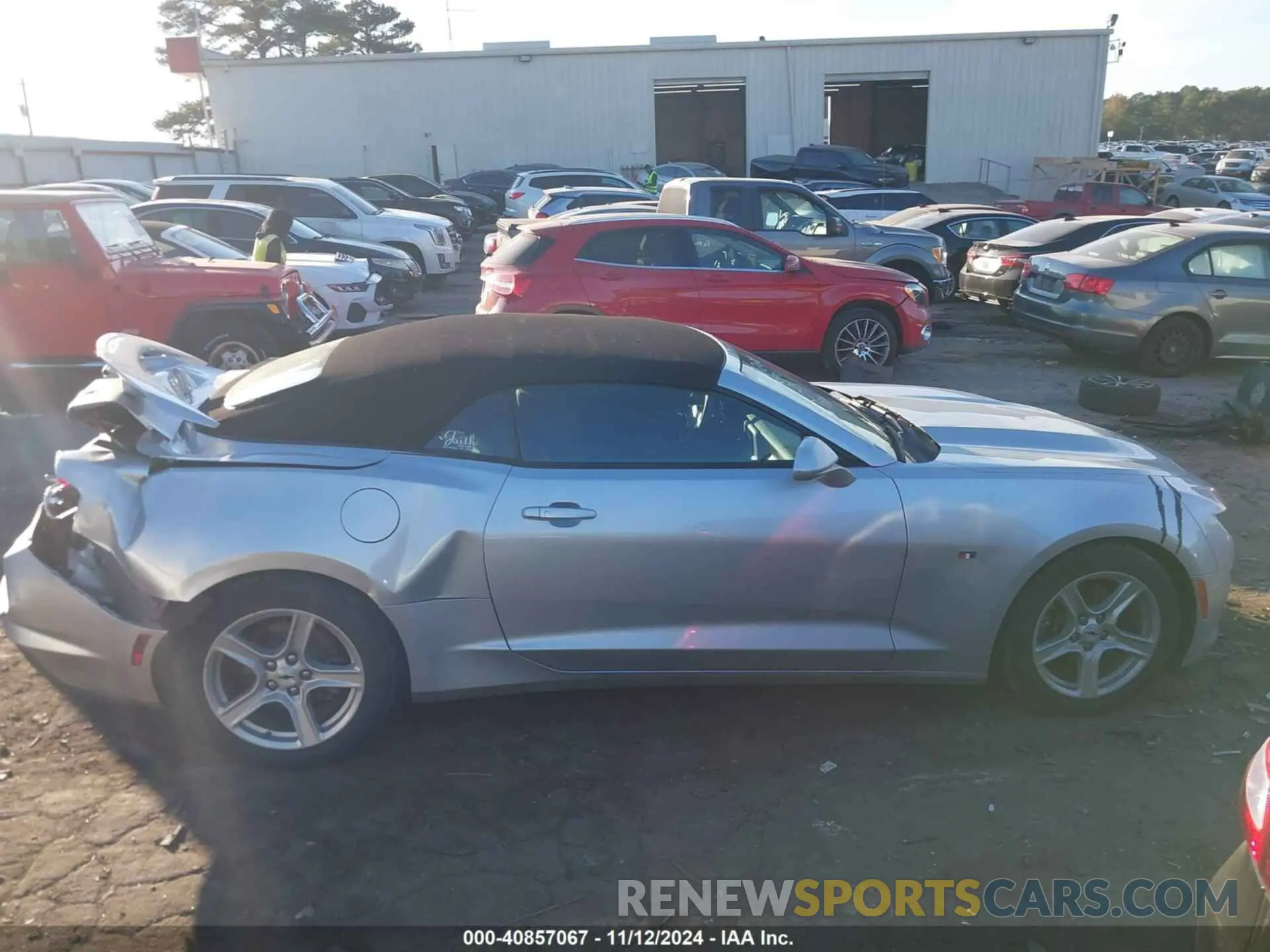 13 fotografías del automóvil dañado 1G1FB3DS7K0124988 CHEVROLET CAMARO 2019