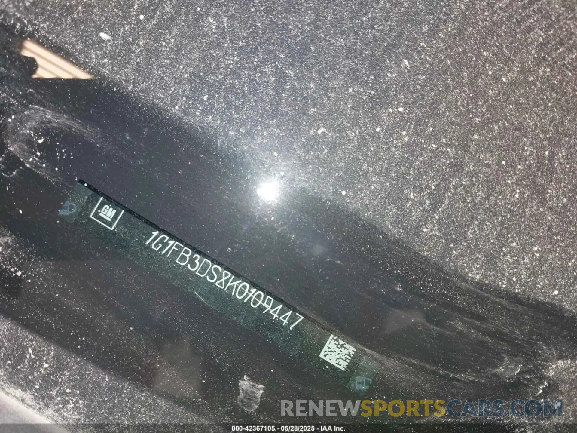 9 fotografías del automóvil dañado 1G1FB3DS8K0109447 CHEVROLET CAMARO 2019