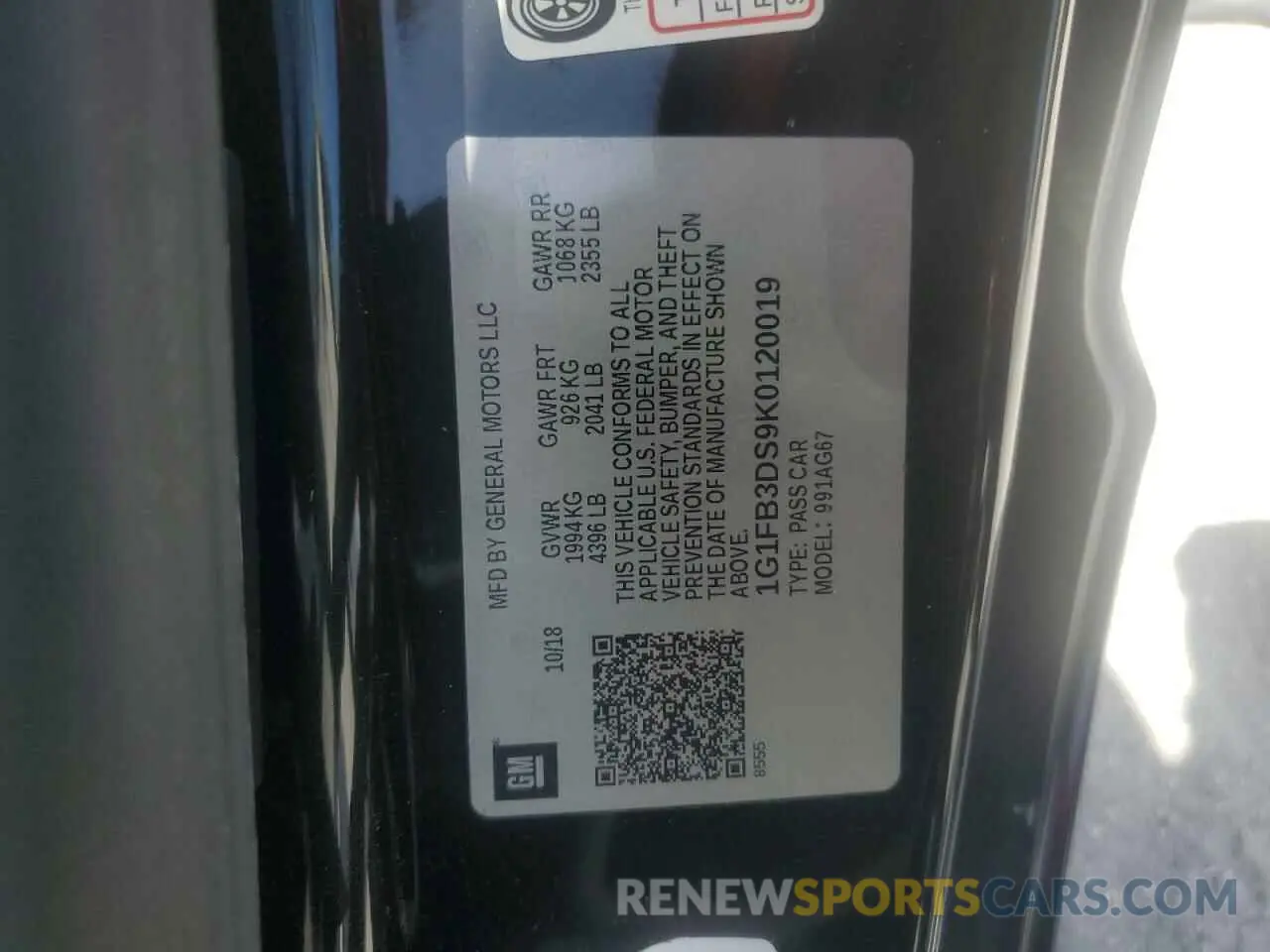 12 fotografías del automóvil dañado 1G1FB3DS9K0120019 CHEVROLET CAMARO 2019