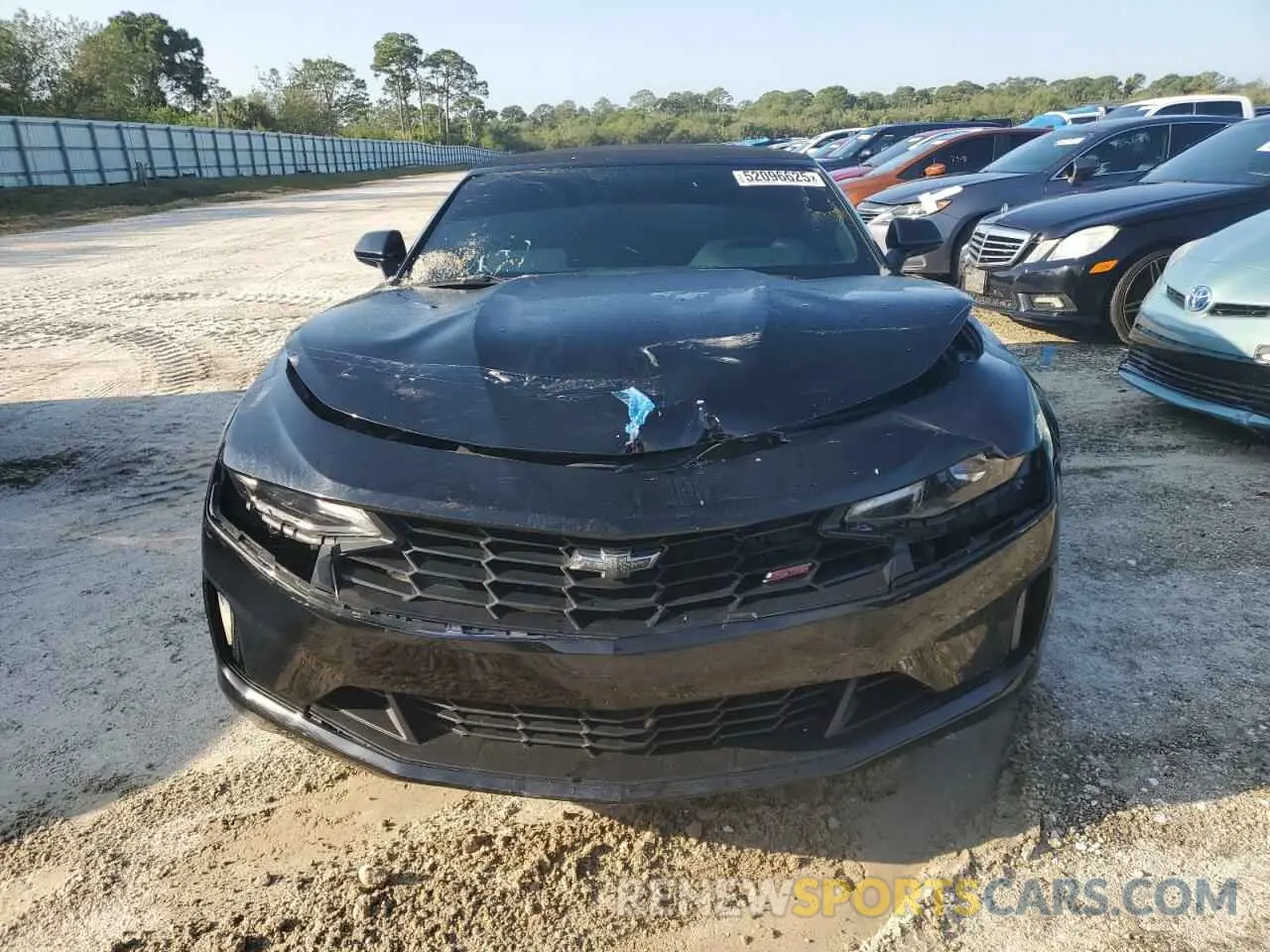 5 fotografías del automóvil dañado 1G1FB3DS9K0120019 CHEVROLET CAMARO 2019