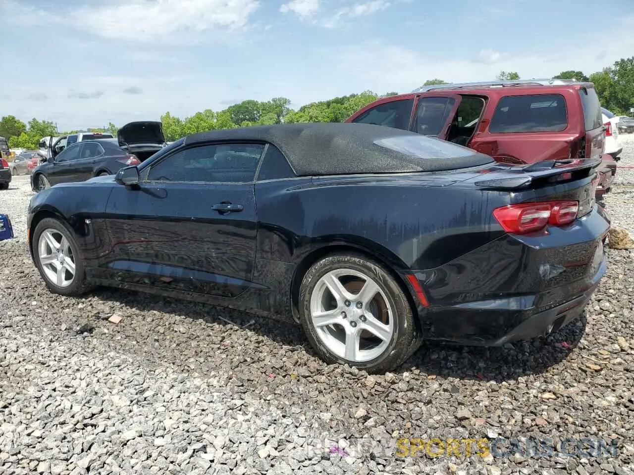 2 fotografías del automóvil dañado 1G1FB3DSXK0120059 CHEVROLET CAMARO 2019