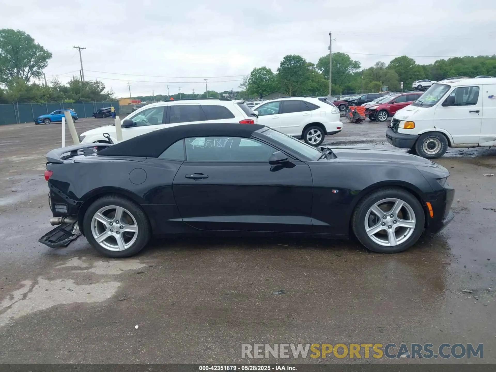 14 fotografías del automóvil dañado 1G1FB3DX3K0132114 CHEVROLET CAMARO 2019