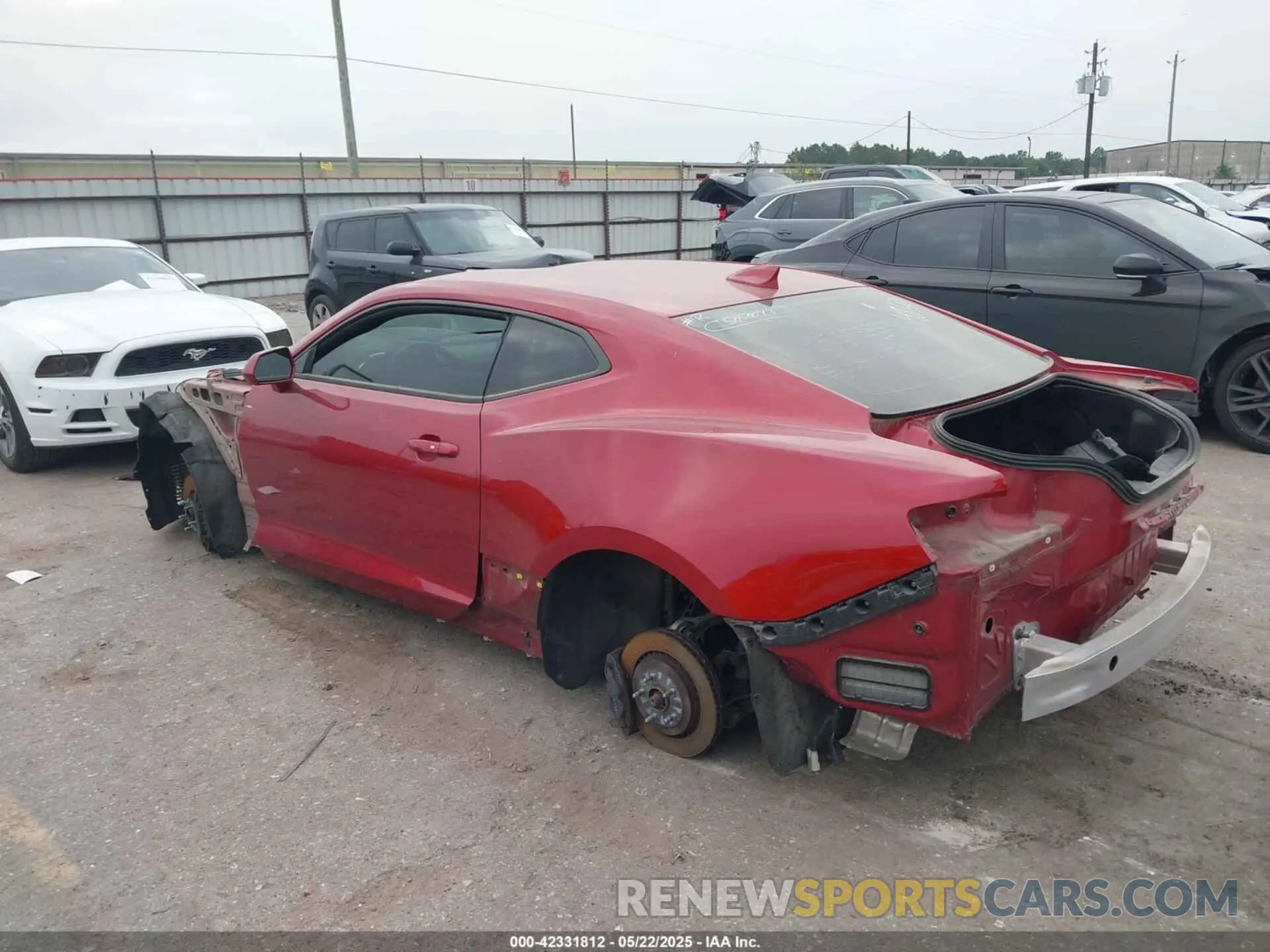 3 fotografías del automóvil dañado 1G1FF1R70K0154850 CHEVROLET CAMARO 2019
