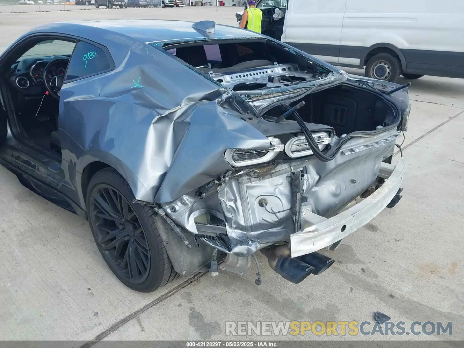 6 fotografías del automóvil dañado 1G1FF1R77K0150018 CHEVROLET CAMARO 2019