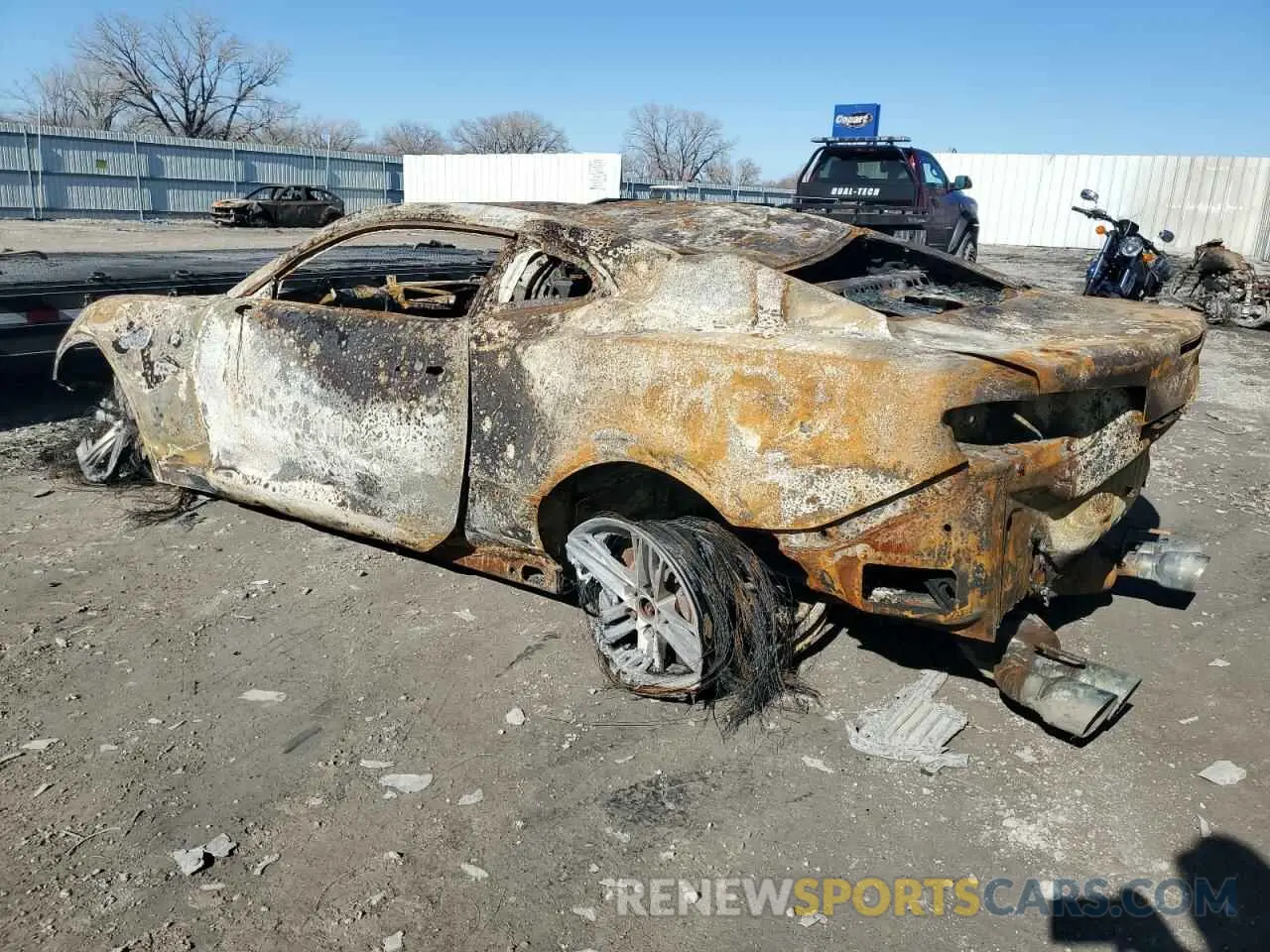 2 fotografías del automóvil dañado 1G1FJ1R60K0113429 CHEVROLET CAMARO 2019