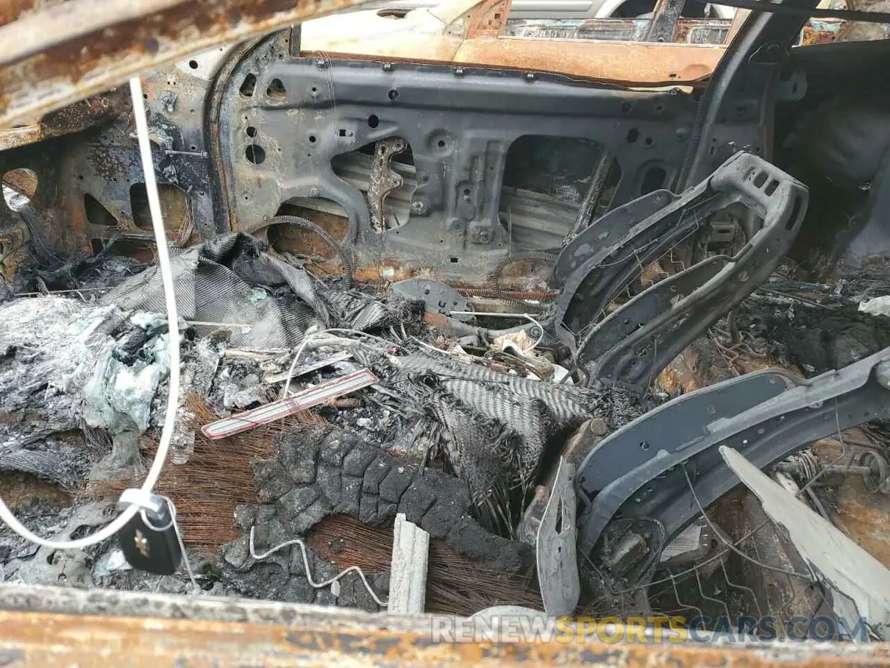 7 fotografías del automóvil dañado 1G1FJ1R60K0113429 CHEVROLET CAMARO 2019