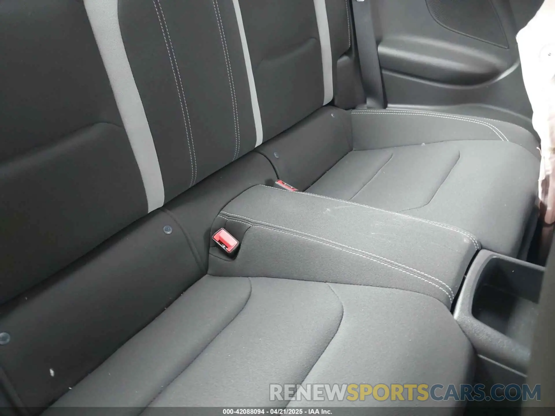8 fotografías del automóvil dañado 1G1FA1RX8L0106464 CHEVROLET CAMARO 2020