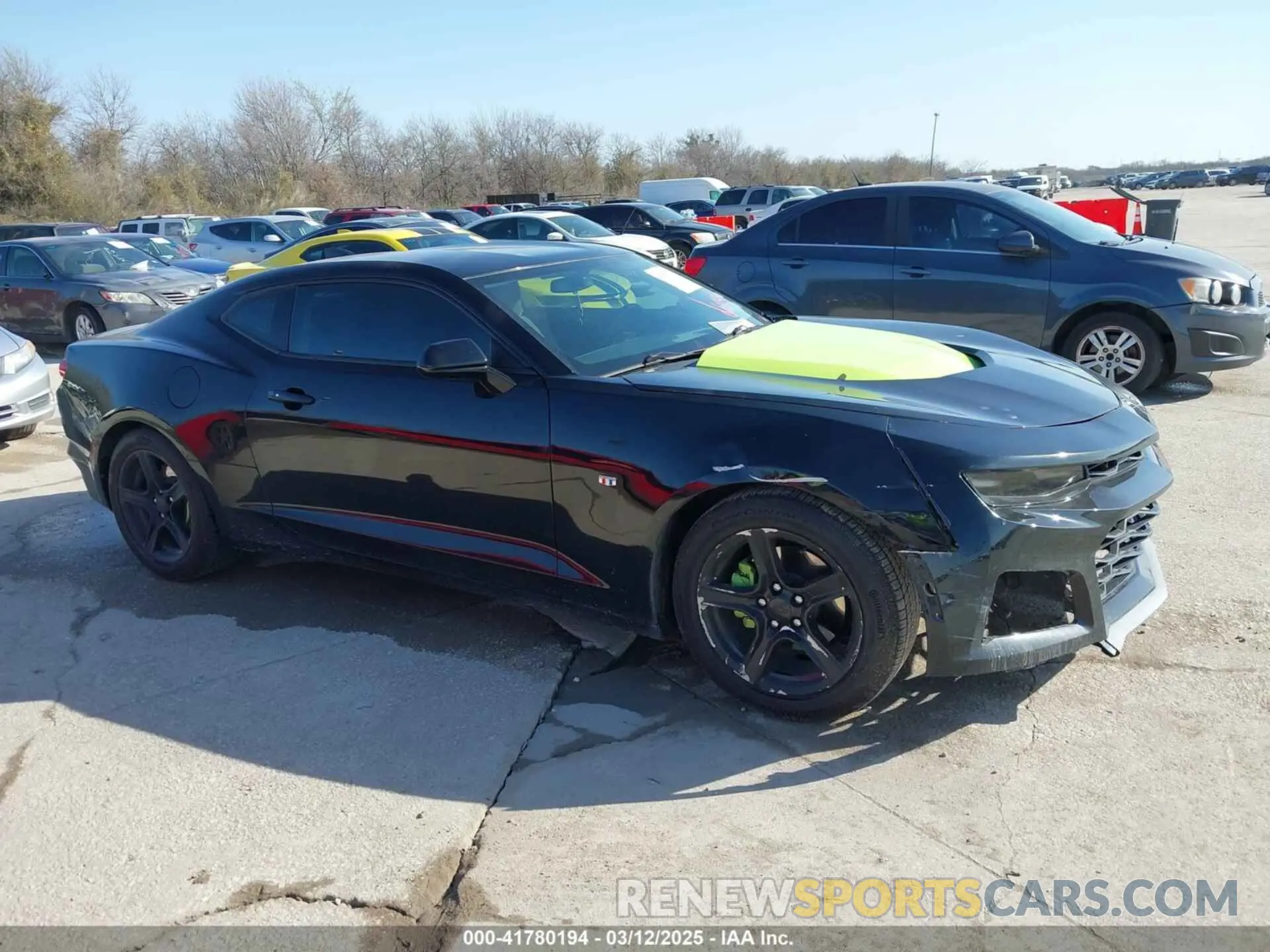 12 fotografías del automóvil dañado 1G1FB1RS0L0116889 CHEVROLET CAMARO 2020