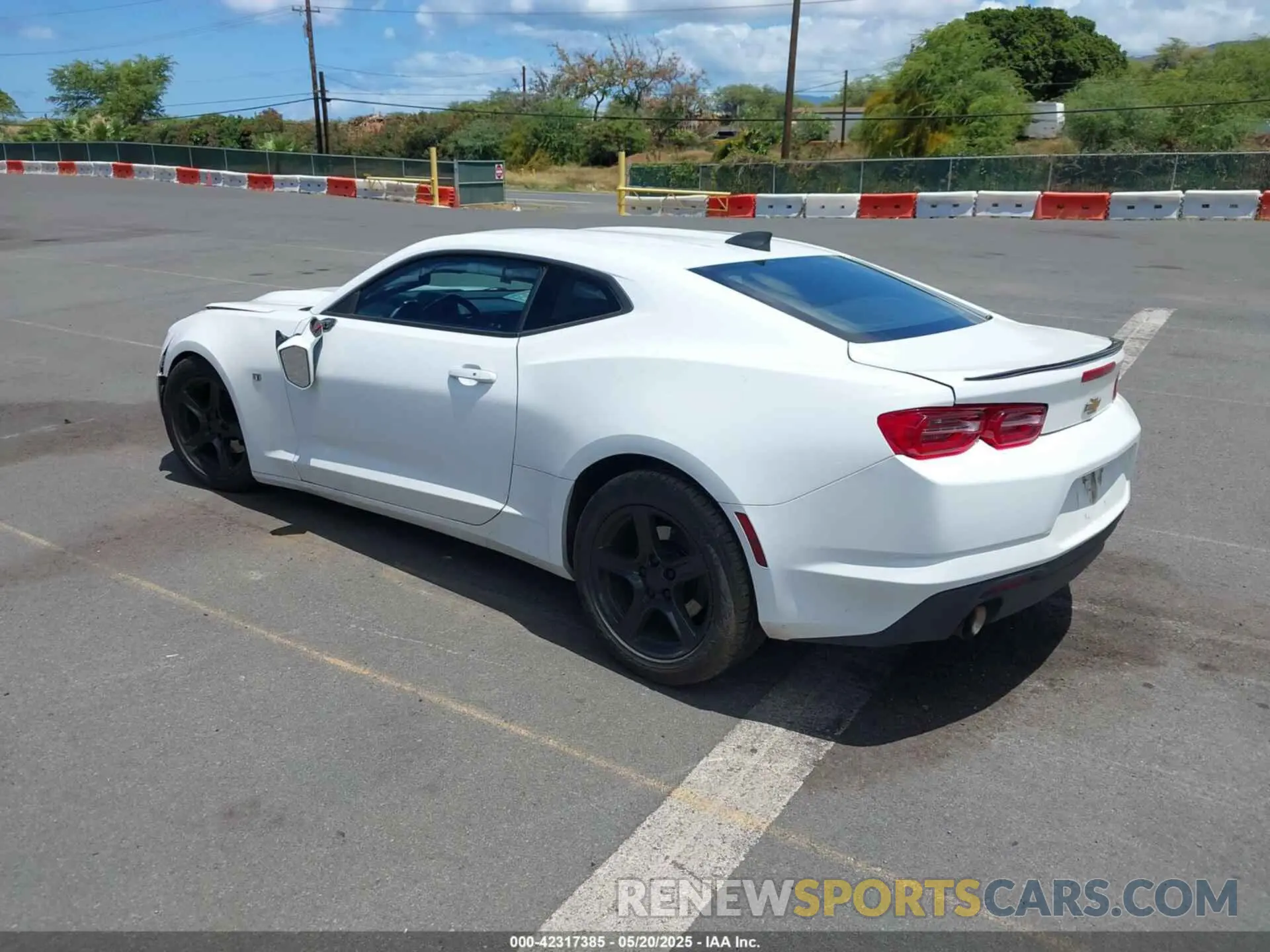 3 fotografías del automóvil dañado 1G1FB1RS1L0110065 CHEVROLET CAMARO 2020