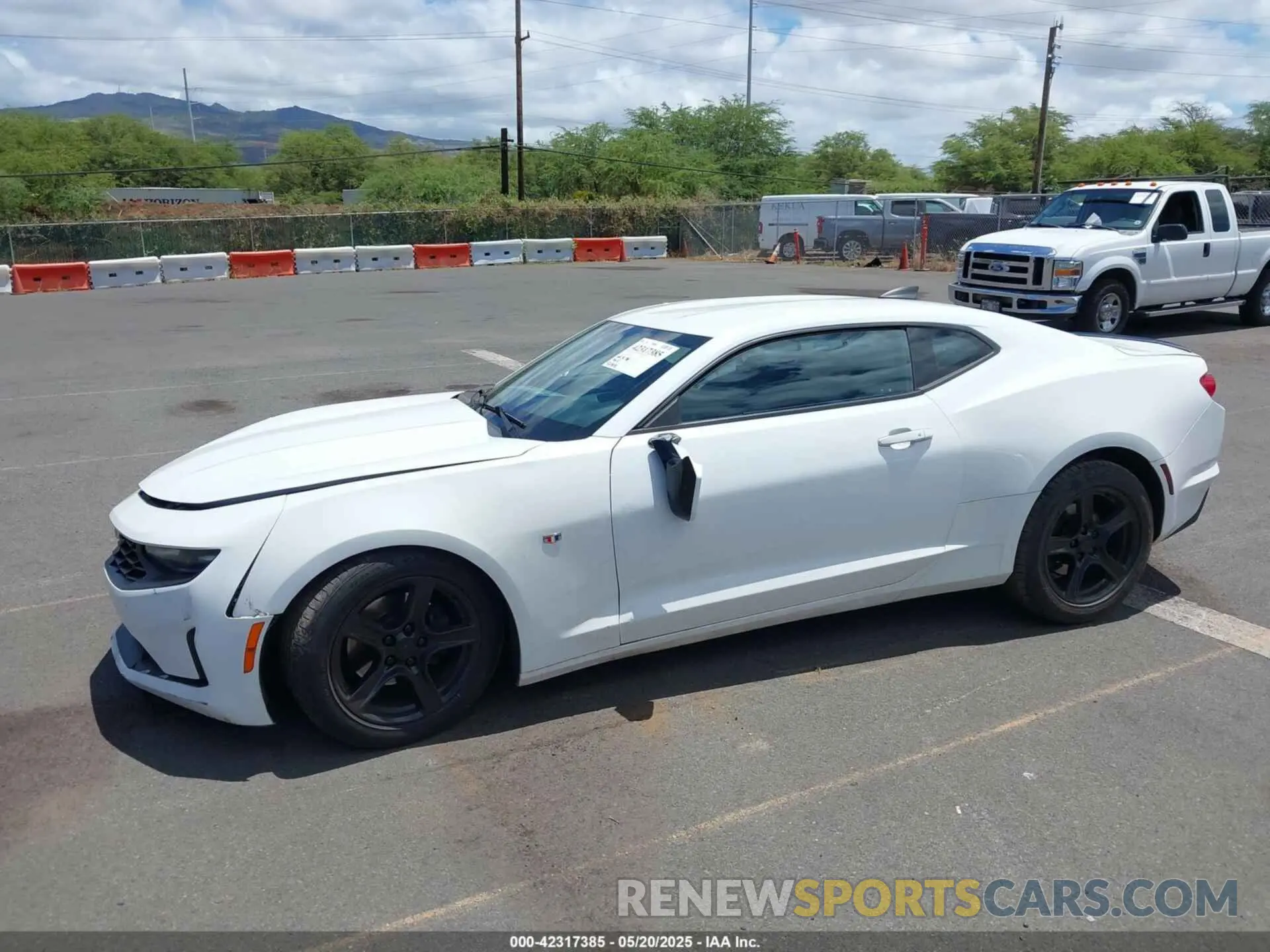 6 fotografías del automóvil dañado 1G1FB1RS1L0110065 CHEVROLET CAMARO 2020