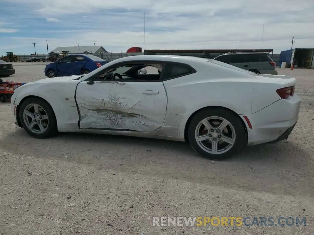 2 fotografías del automóvil dañado 1G1FB1RS2L0104565 CHEVROLET CAMARO 2020