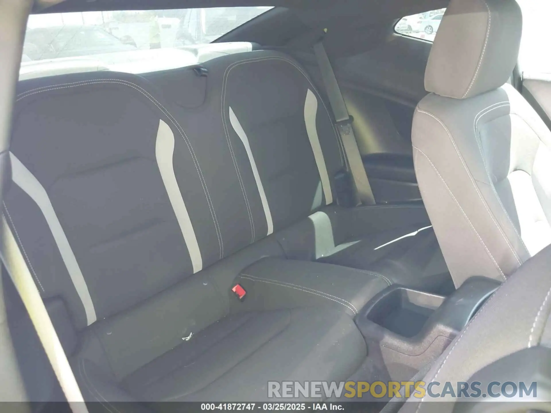 8 fotografías del automóvil dañado 1G1FB1RS3L0149613 CHEVROLET CAMARO 2020