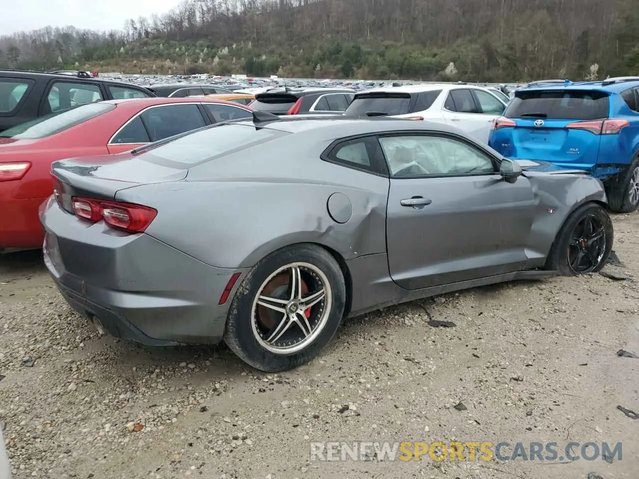 3 fotografías del automóvil dañado 1G1FB1RS4L0117608 CHEVROLET CAMARO 2020