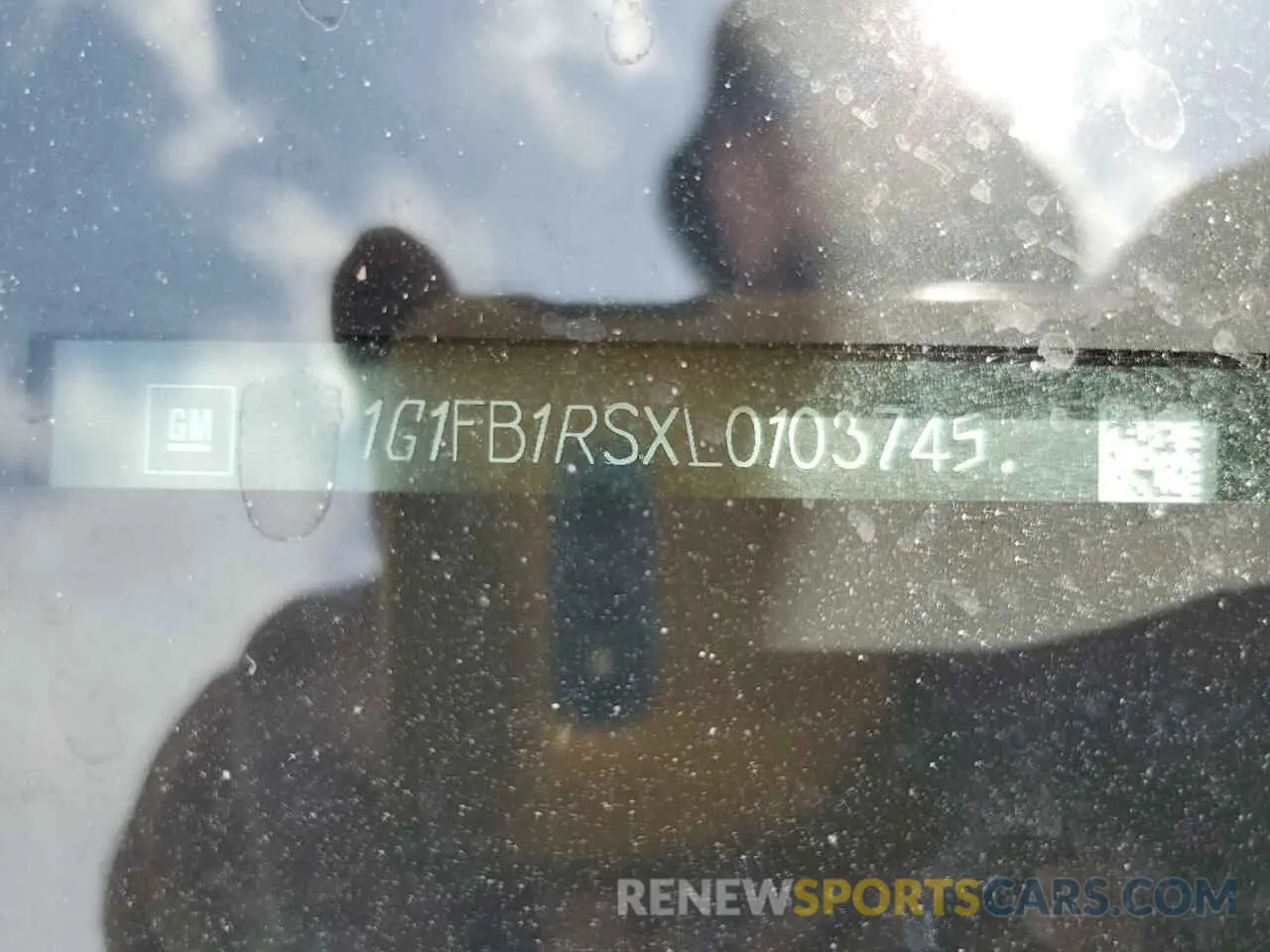 12 fotografías del automóvil dañado 1G1FB1RSXL0103745 CHEVROLET CAMARO 2020