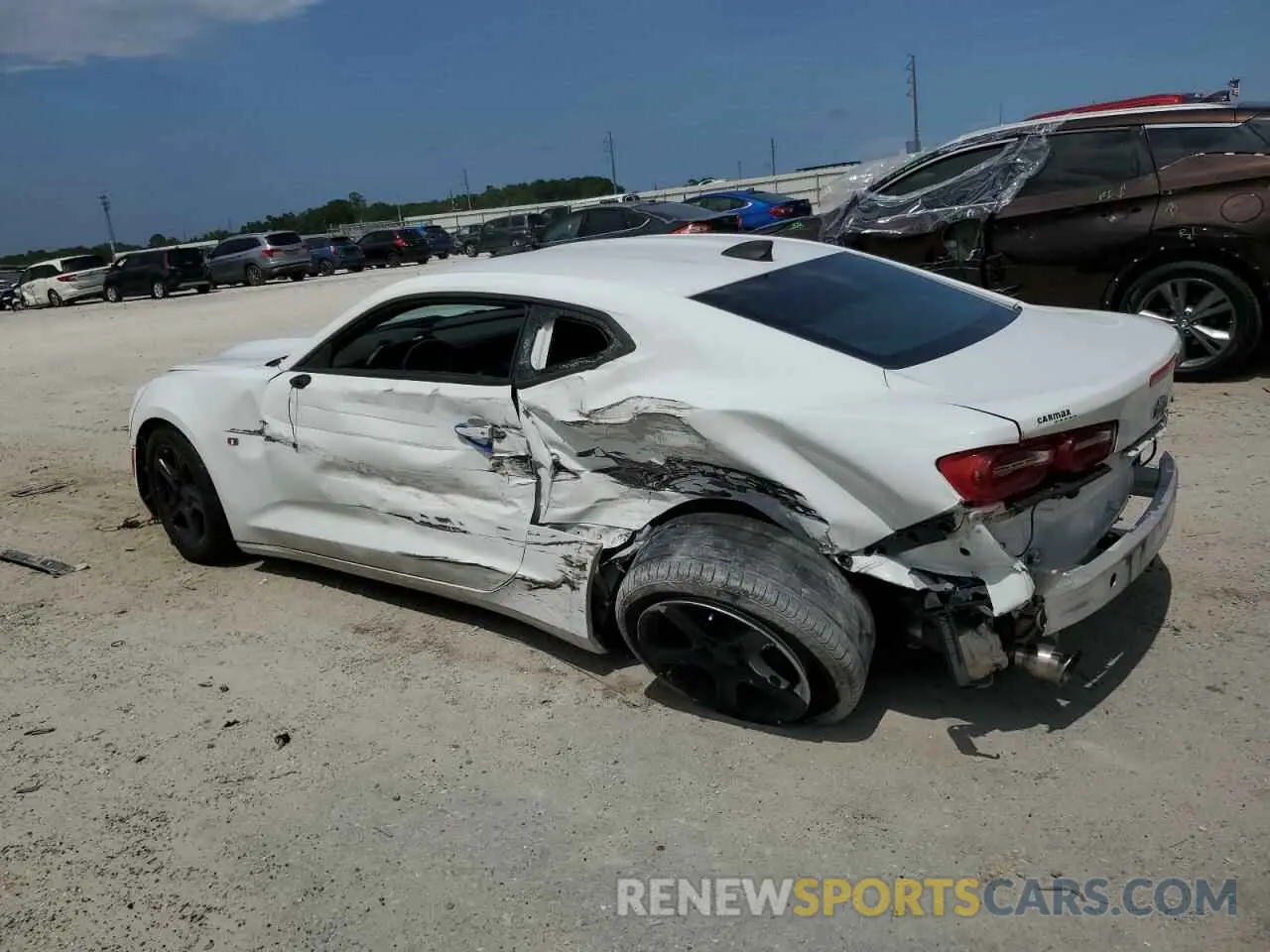 2 fotografías del automóvil dañado 1G1FB1RSXL0103745 CHEVROLET CAMARO 2020
