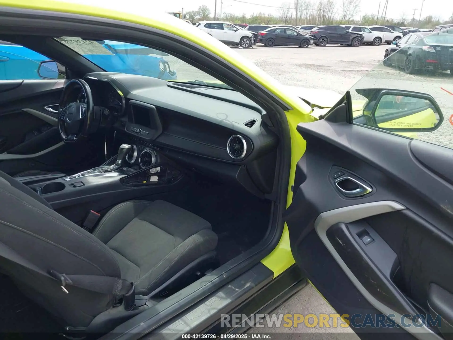 5 fotografías del automóvil dañado 1G1FB1RSXL0108606 CHEVROLET CAMARO 2020