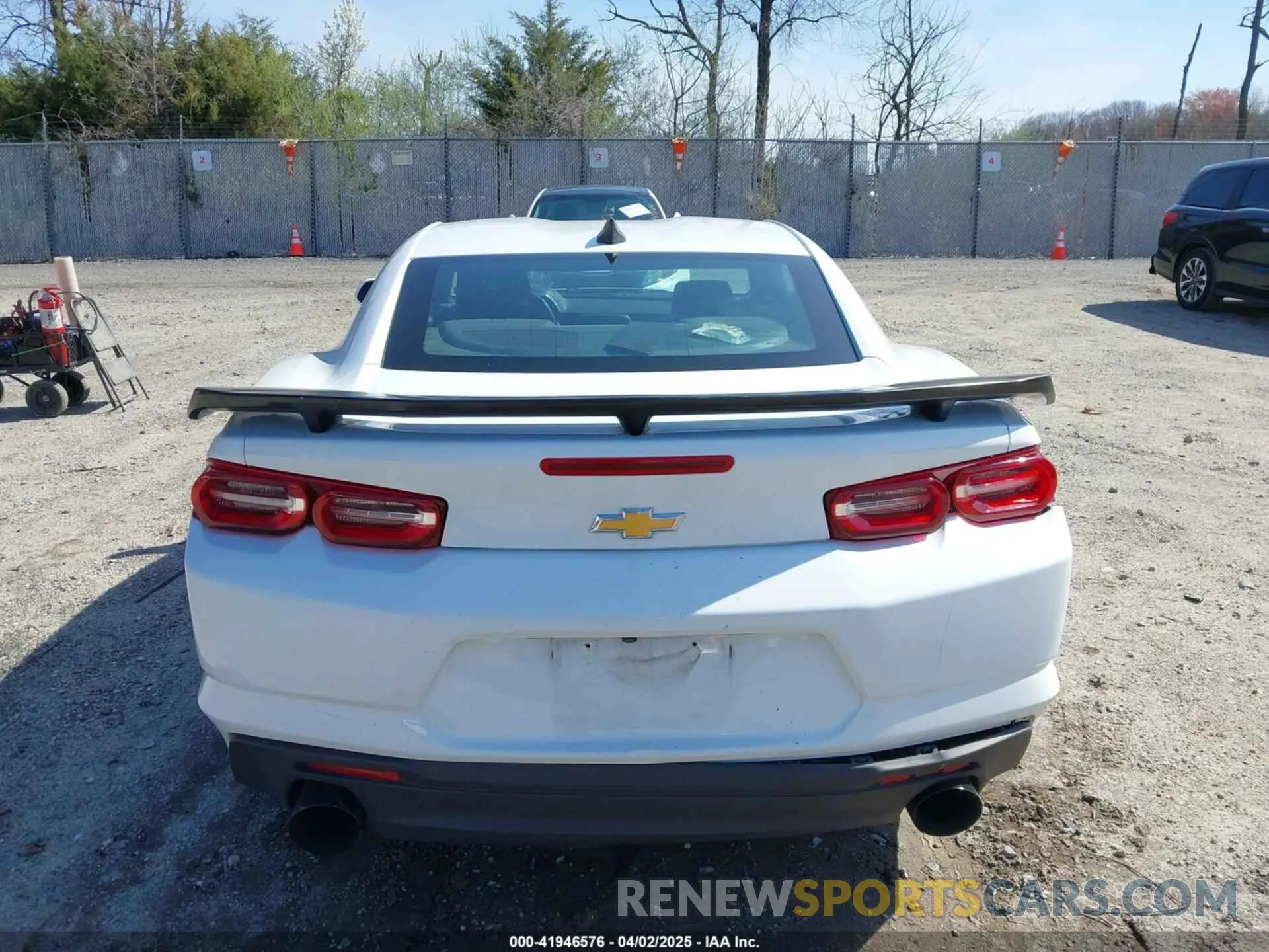 16 fotografías del automóvil dañado 1G1FB1RX4L0141578 CHEVROLET CAMARO 2020