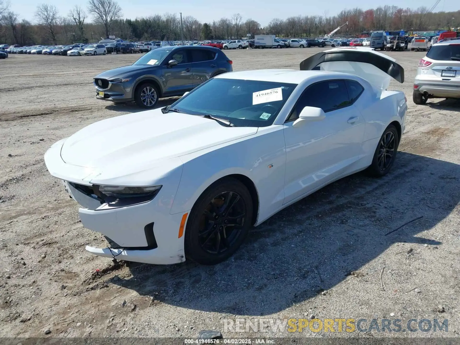 2 fotografías del automóvil dañado 1G1FB1RX4L0141578 CHEVROLET CAMARO 2020