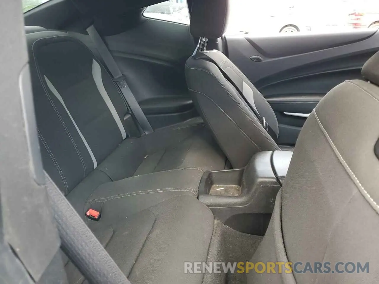 10 fotografías del automóvil dañado 1G1FB1RX5L0105530 CHEVROLET CAMARO 2020