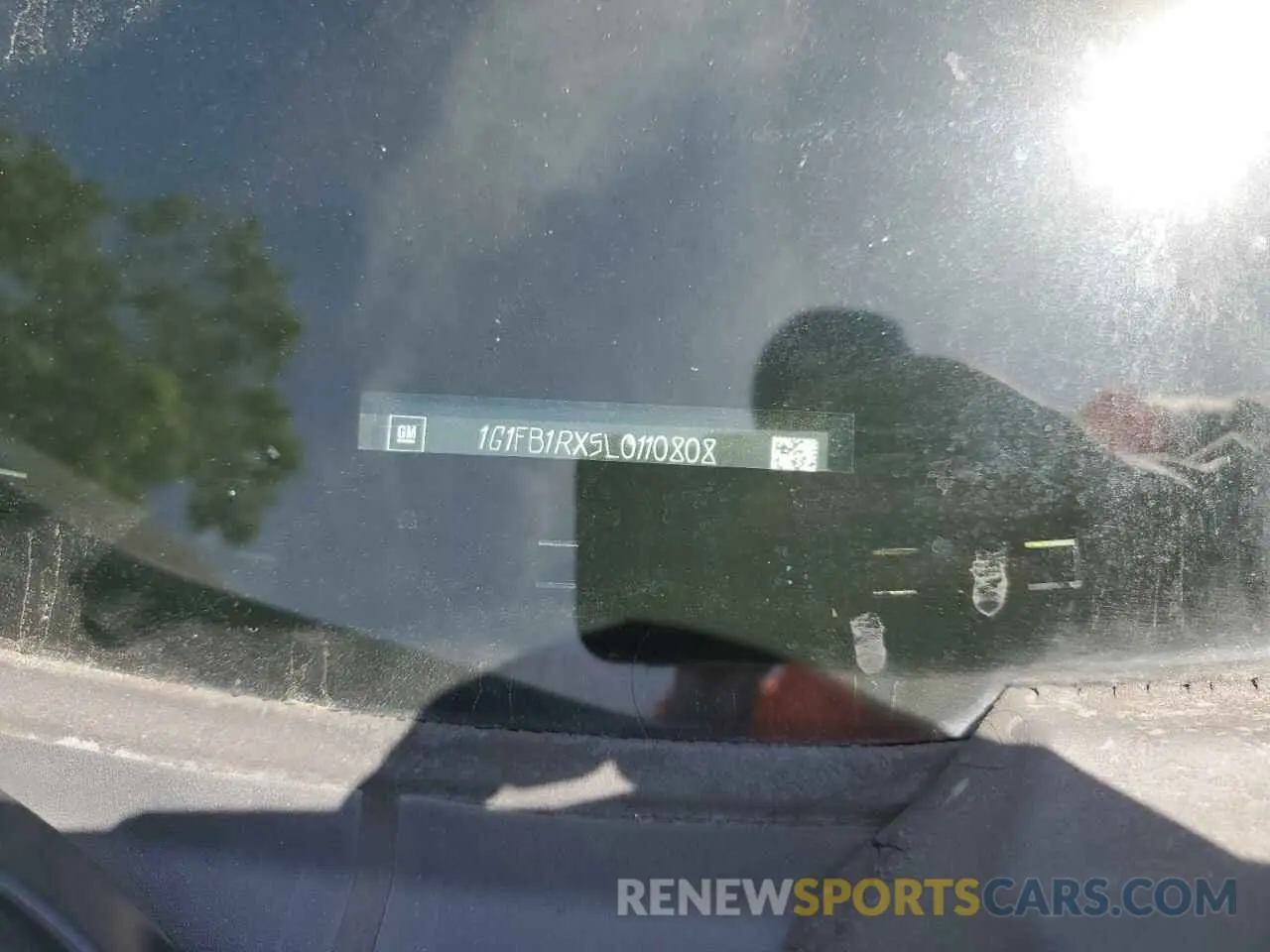 12 fotografías del automóvil dañado 1G1FB1RX5L0110808 CHEVROLET CAMARO 2020