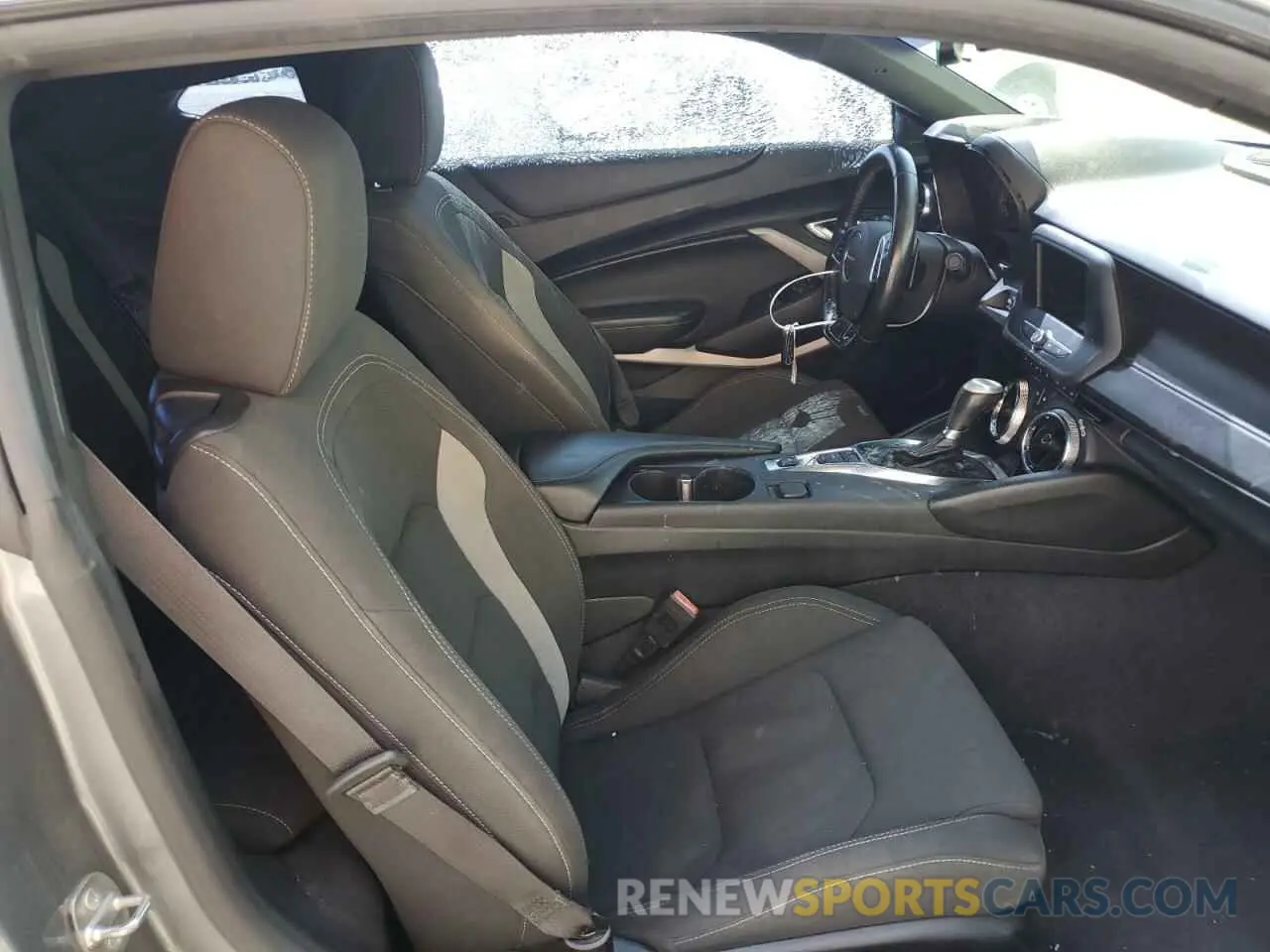 7 fotografías del automóvil dañado 1G1FB1RX5L0110808 CHEVROLET CAMARO 2020