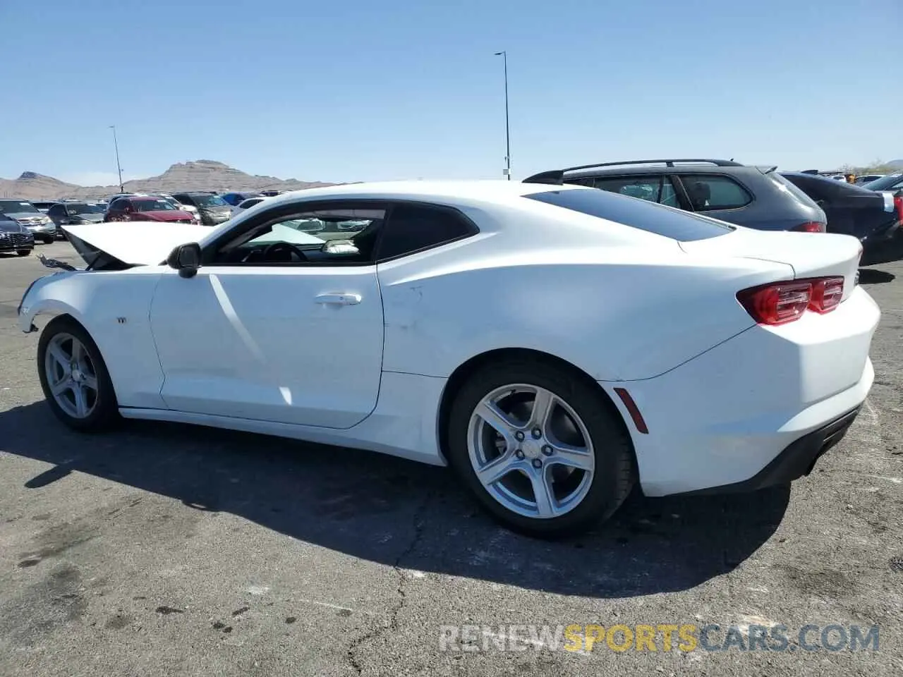 2 fotografías del automóvil dañado 1G1FB1RX5L0136826 CHEVROLET CAMARO 2020