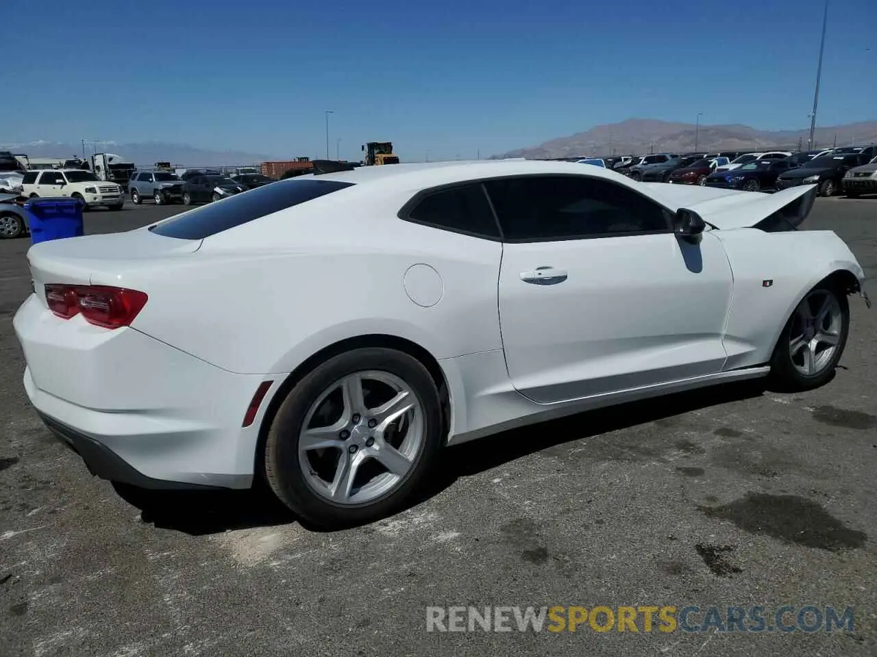 3 fotografías del automóvil dañado 1G1FB1RX5L0136826 CHEVROLET CAMARO 2020