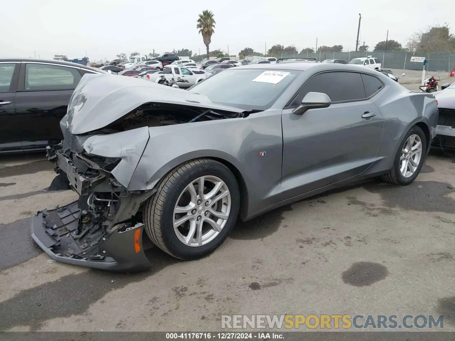 2 fotografías del automóvil dañado 1G1FB1RX6L0109652 CHEVROLET CAMARO 2020