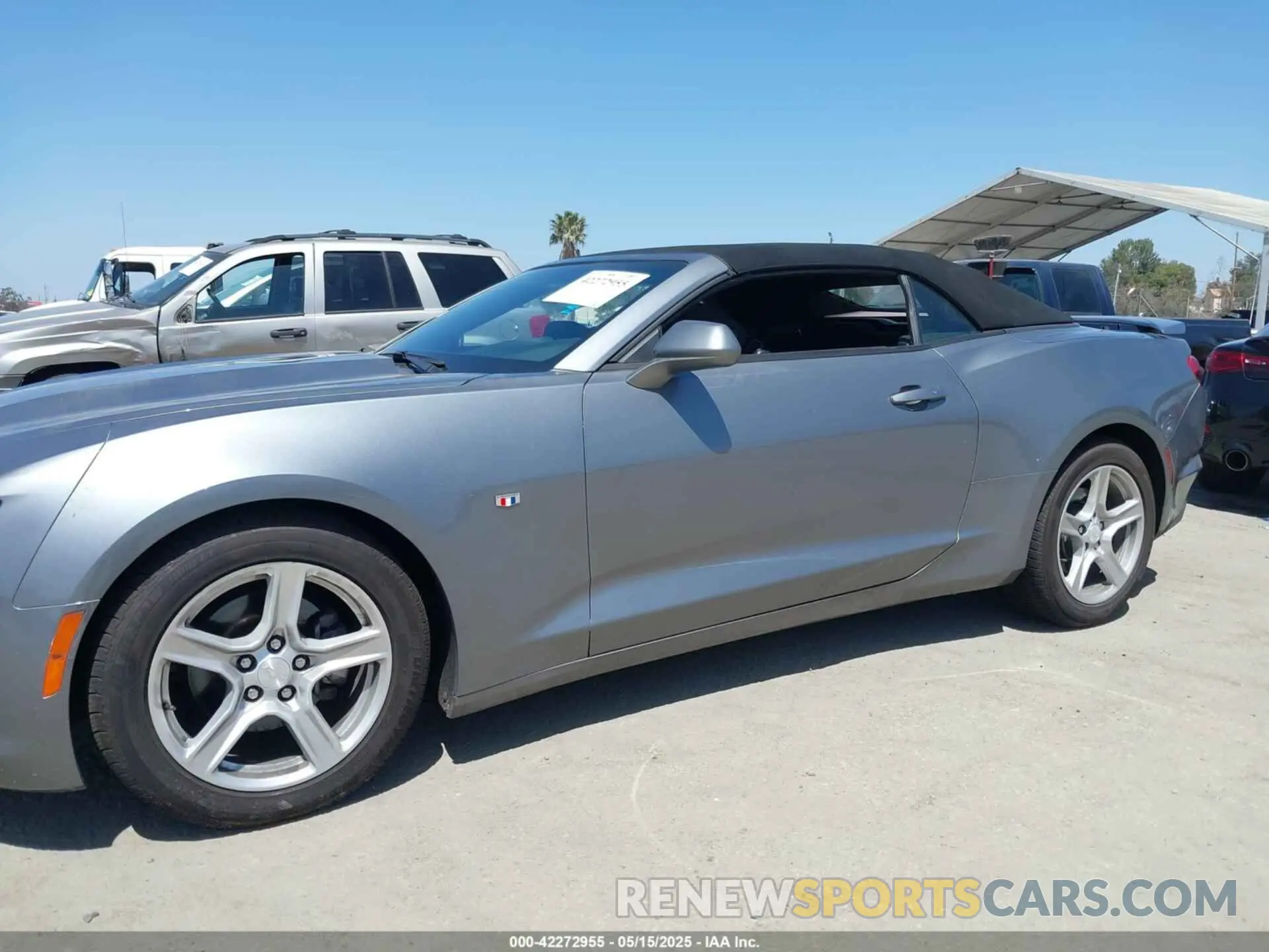 13 fotografías del automóvil dañado 1G1FB3DX4L0100371 CHEVROLET CAMARO 2020