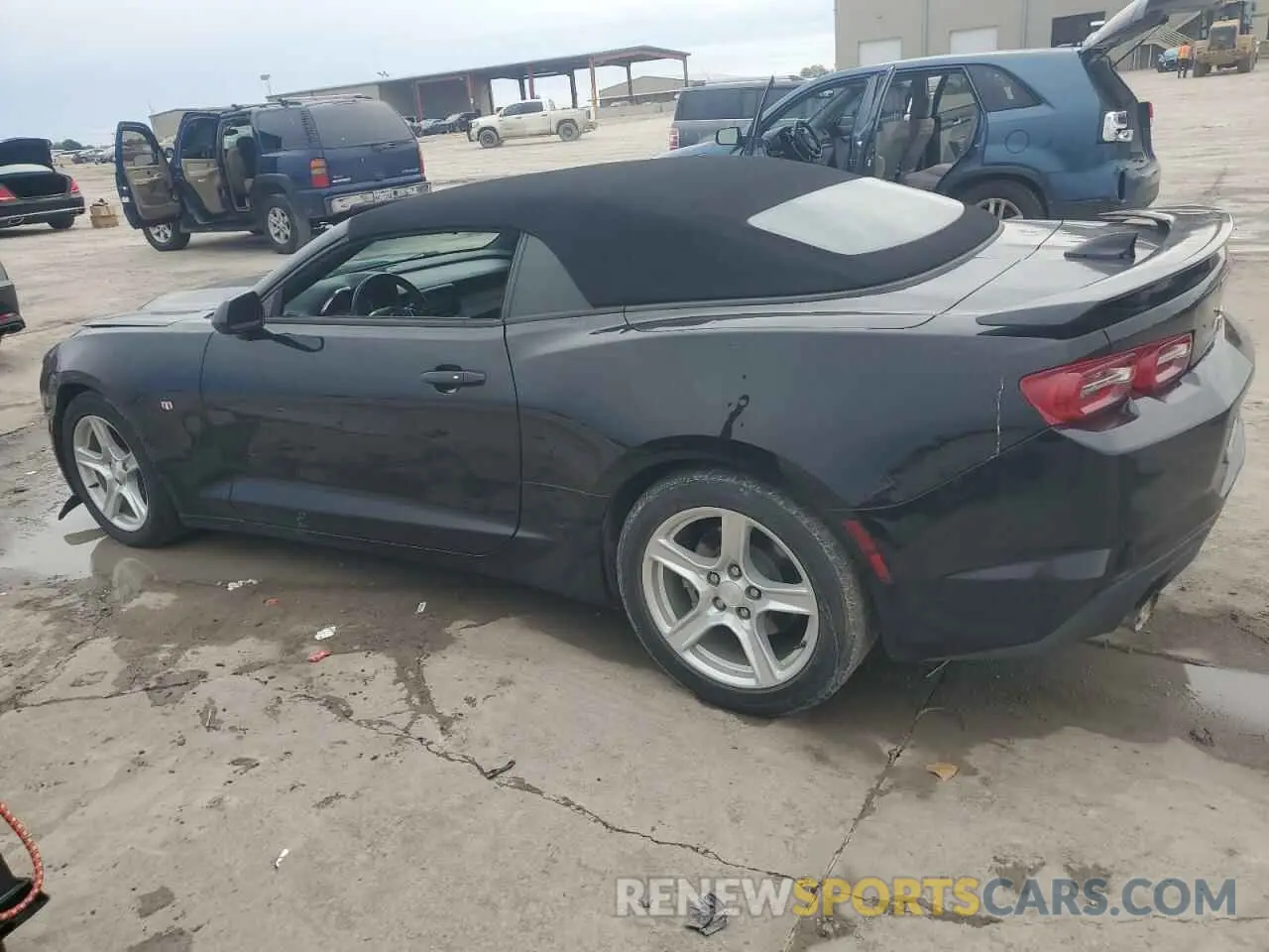 2 fotografías del automóvil dañado 1G1FB3DX5L0137624 CHEVROLET CAMARO 2020
