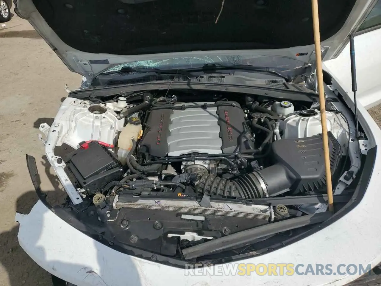 12 fotografías del automóvil dañado 1G1FE1R72L0135544 CHEVROLET CAMARO 2020
