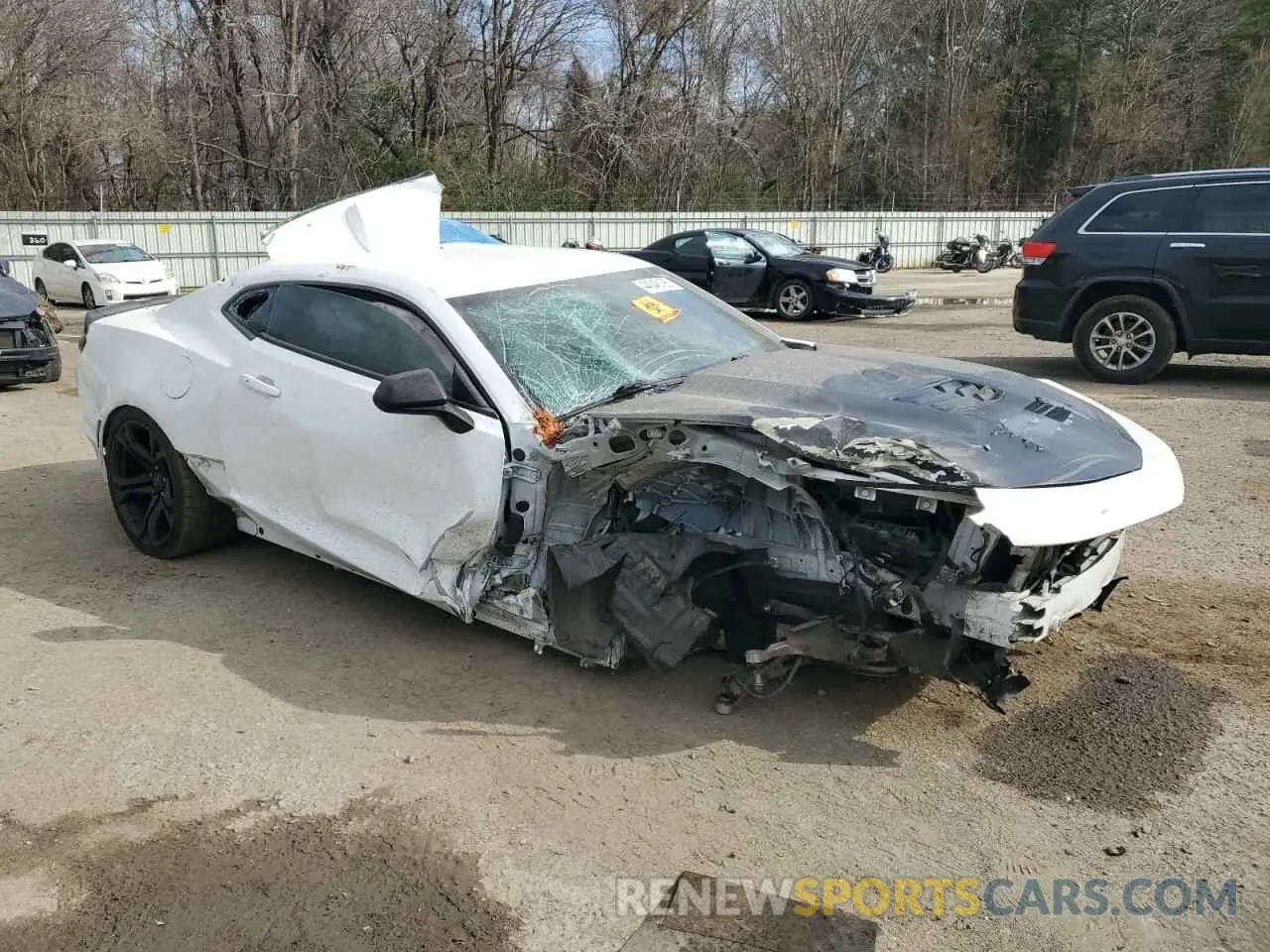 4 fotografías del automóvil dañado 1G1FE1R72L0135544 CHEVROLET CAMARO 2020