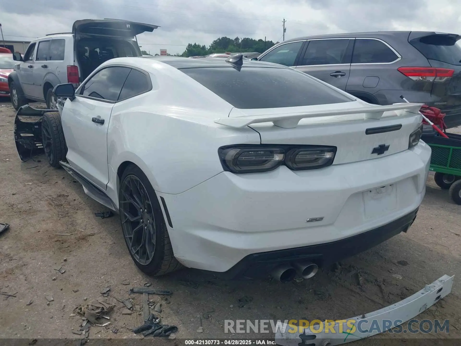 3 fotografías del automóvil dañado 1G1FF1R71L0142367 CHEVROLET CAMARO 2020