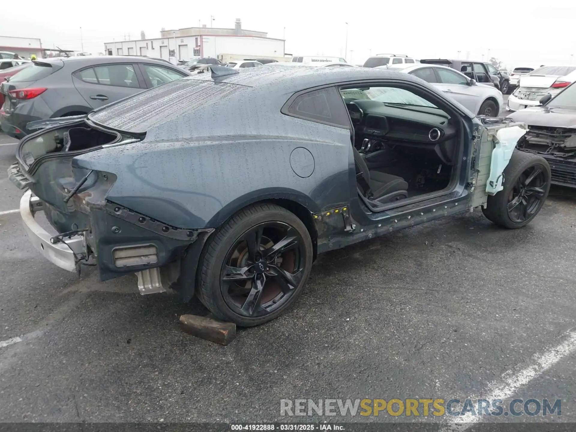 4 fotografías del automóvil dañado 1G1FF1R72L0102427 CHEVROLET CAMARO 2020