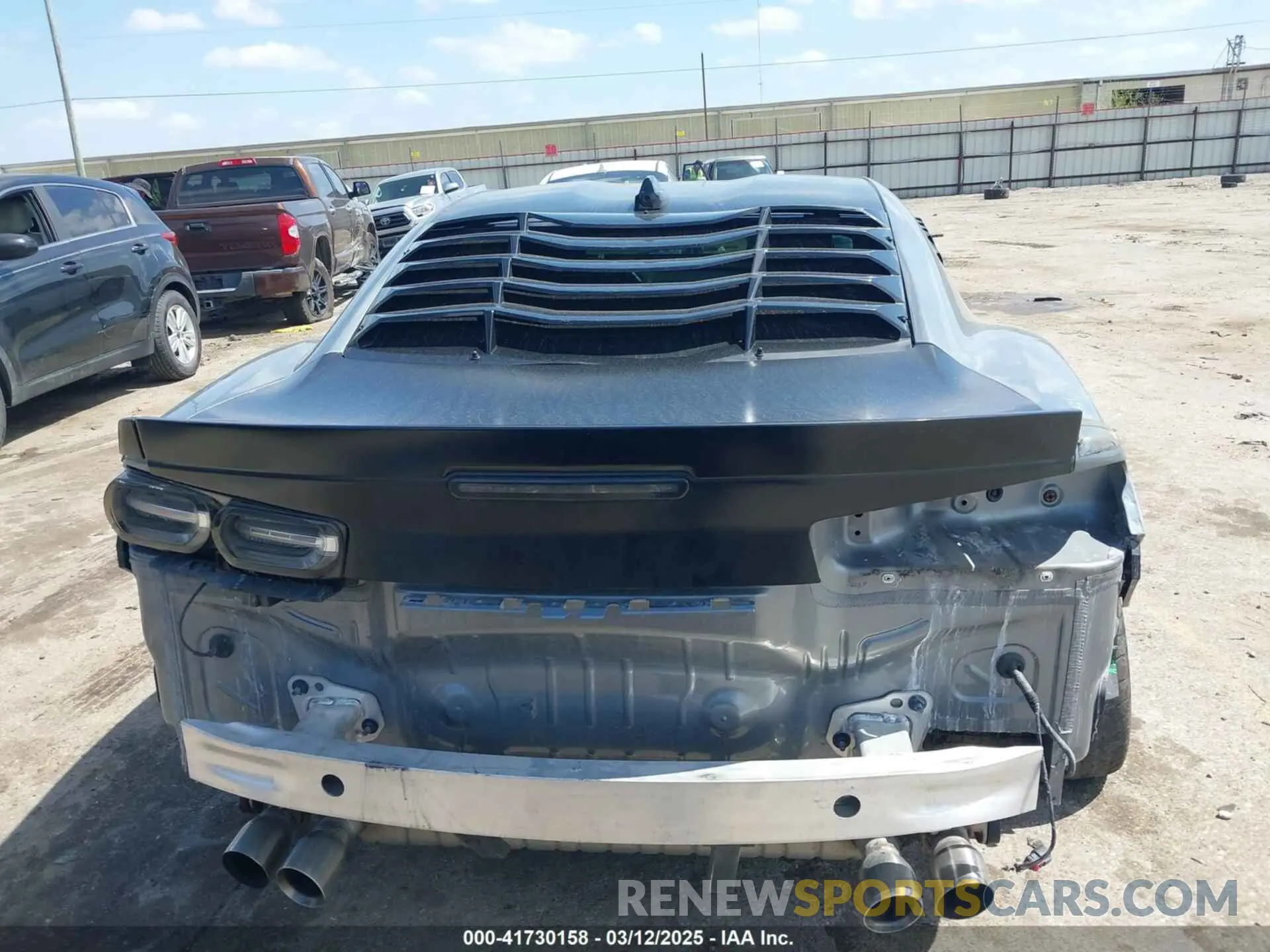 15 fotografías del automóvil dañado 1G1FG1R71L0114890 CHEVROLET CAMARO 2020